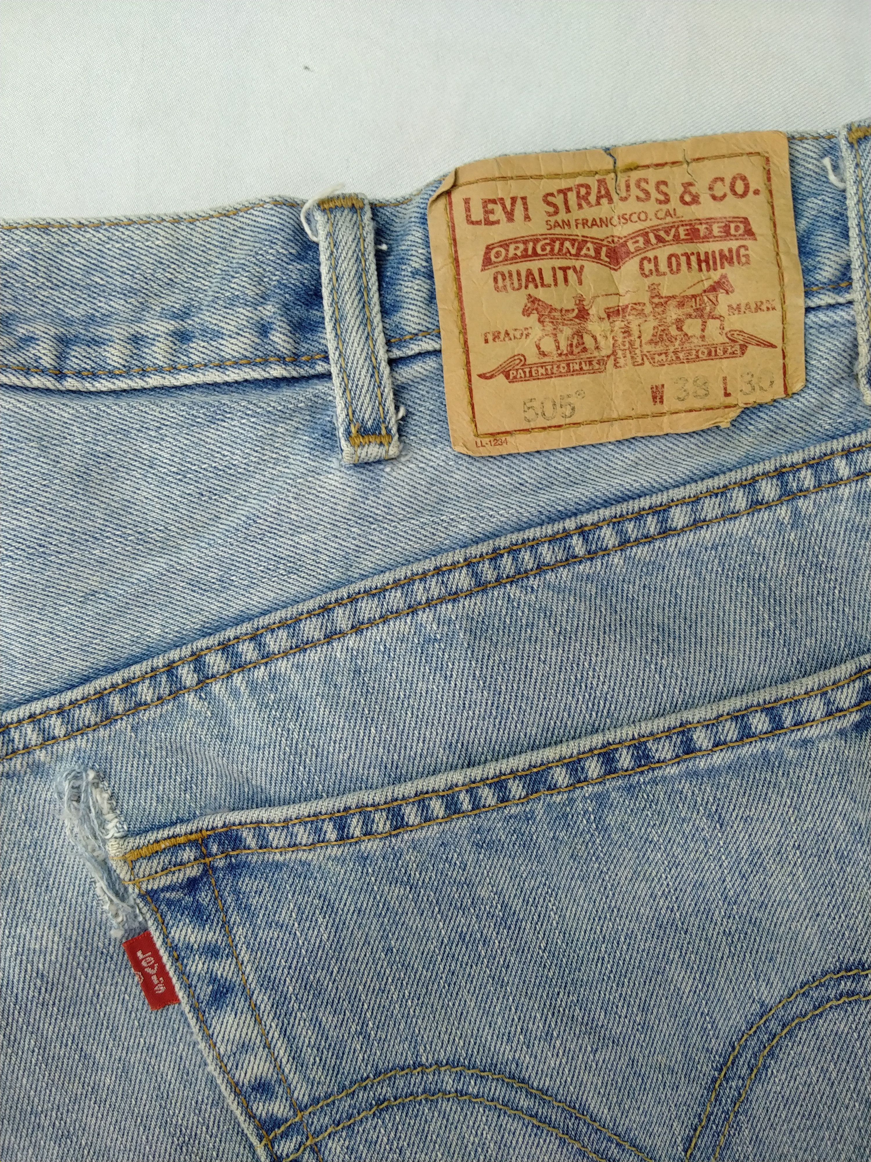 Japanese Brand Light Blue Vintage Levi's 505 Regular Denim 40x30.5 JN637 Size US 40 / EU 56 - 9 Thumbnail