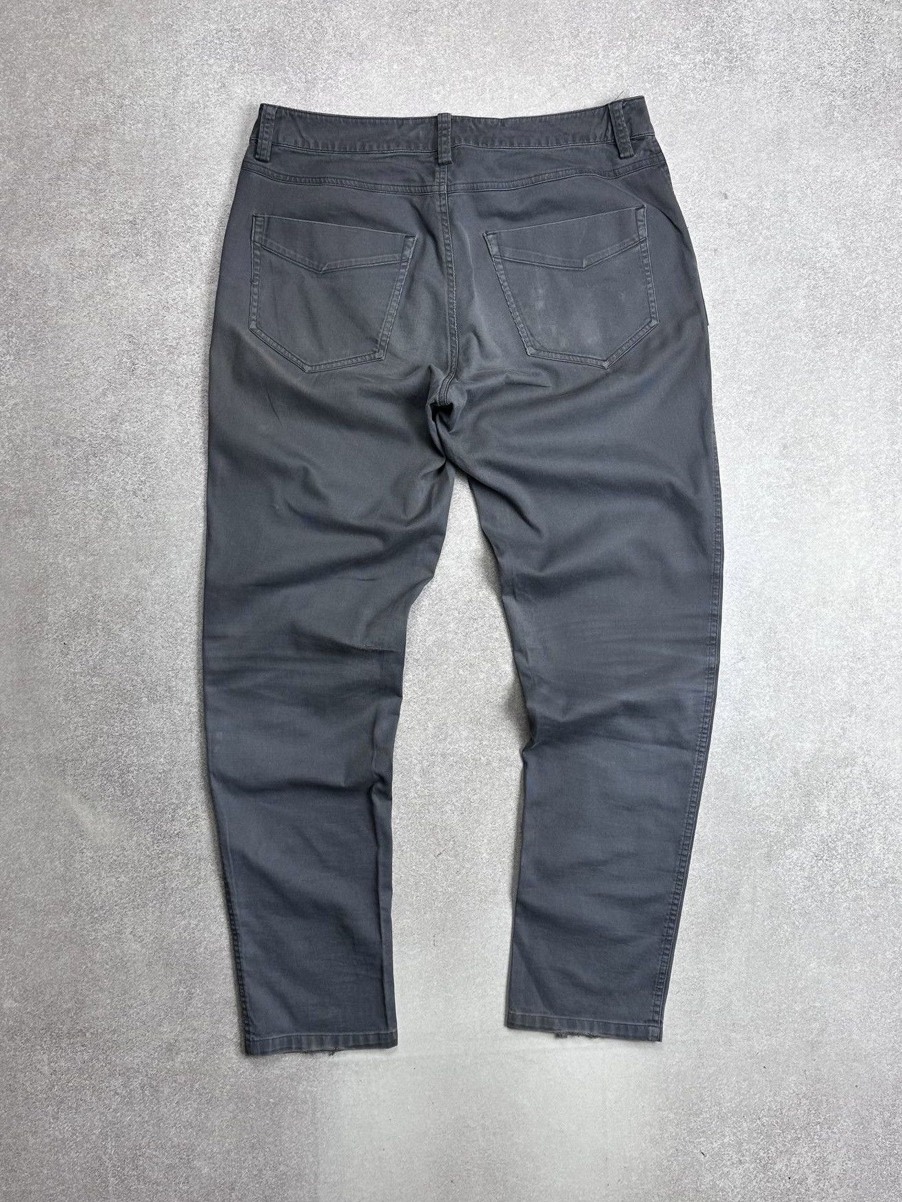 Vintage Arc\'teryx Womans Cargo Distressed Pants 10