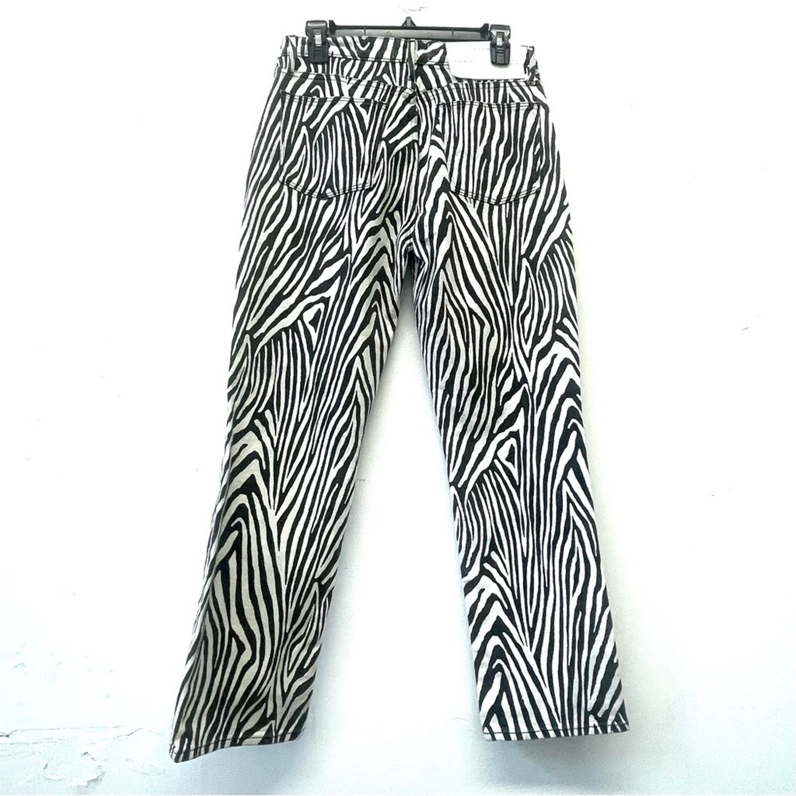 Frame NWT Frame Le High Straight Zebra Crop Jeans size 28 Size 28" / US 6 / IT 42 - 6 Thumbnail