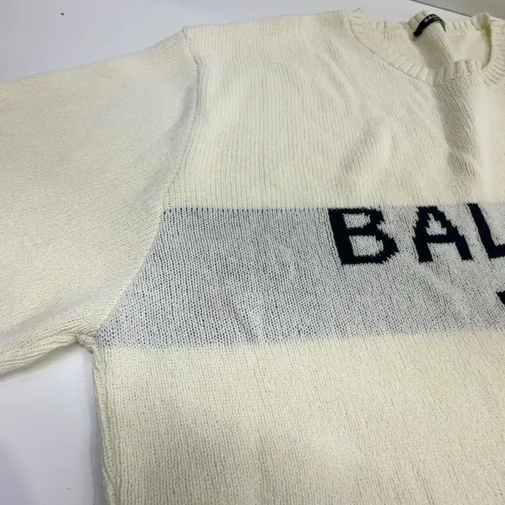 Balmain Balmain Crewneck Long Sleeve Sweatshirt -2507 Size US XXL / EU 58 / 5 - 4 Thumbnail