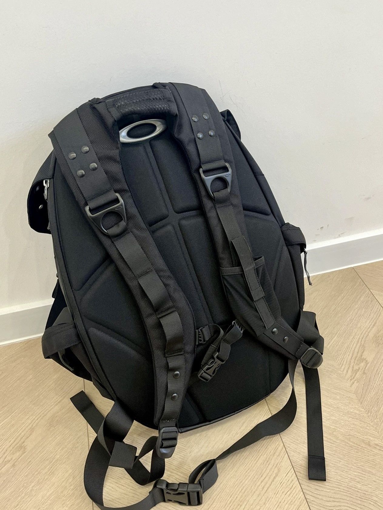 Oakley Oakley Icon Backpack | Grailed