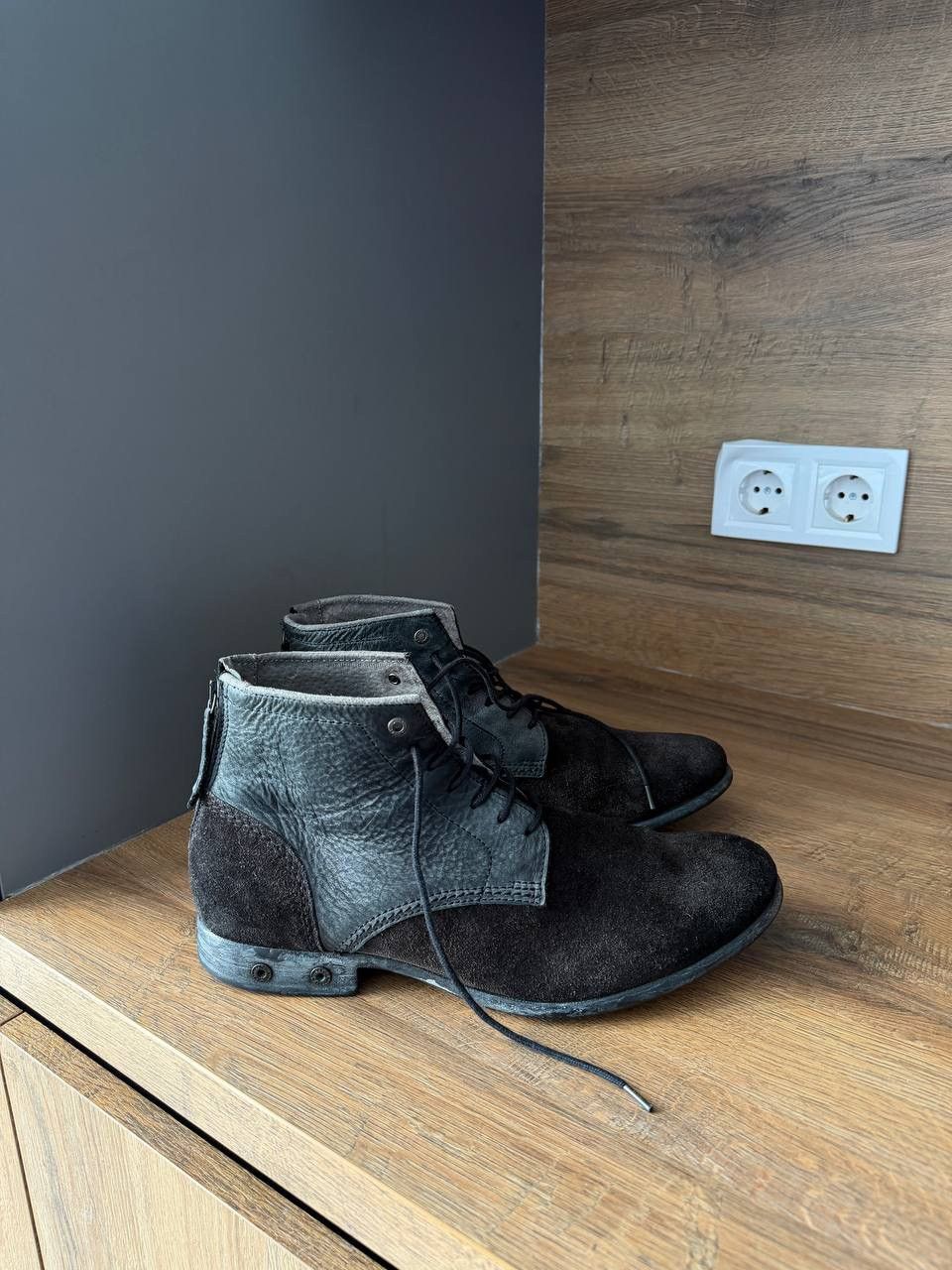 Diesel RARE Diesel Black Guidi Style Leather Ankle Avantgarde Boots Size US 9 / EU 42 - 1 Thumbnail