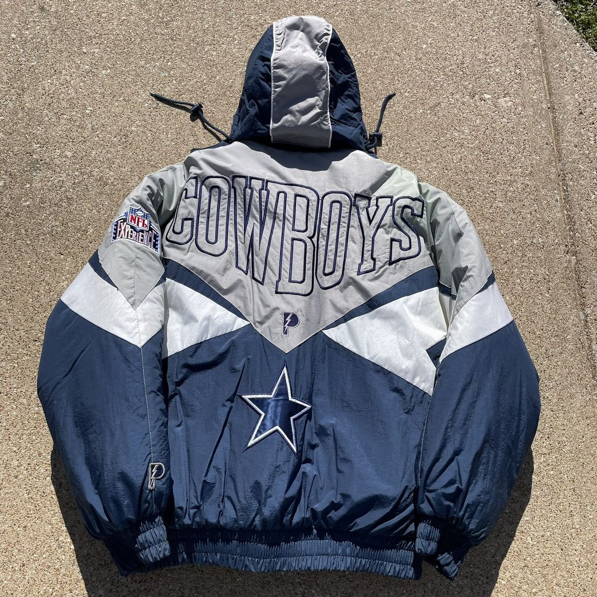 Pro Player Vintage Dallas Cowboys Pro Player Hooded Puffer Jacket Large Size US L / EU 52-54 / 3 - 1 Thumbnail