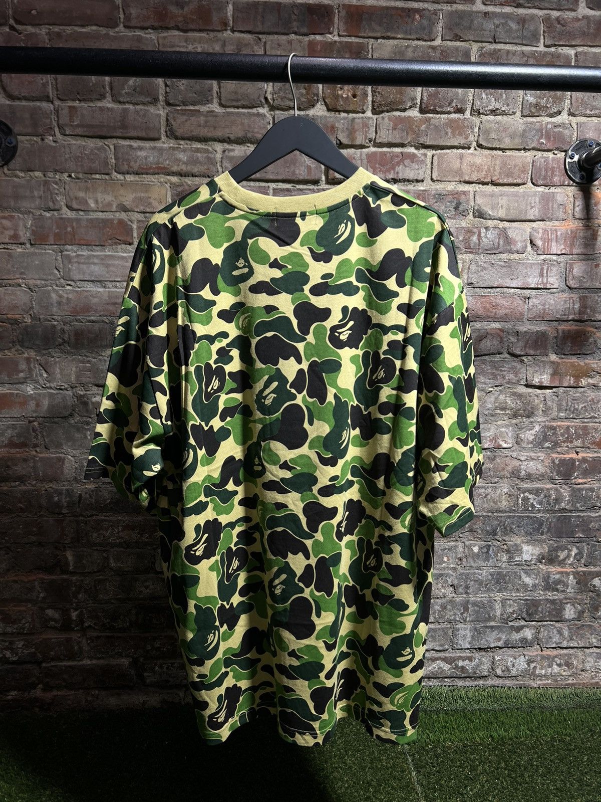 Bape Bape Green Camo Tee Size US XXL / EU 58 / 5 - 2 Thumbnail