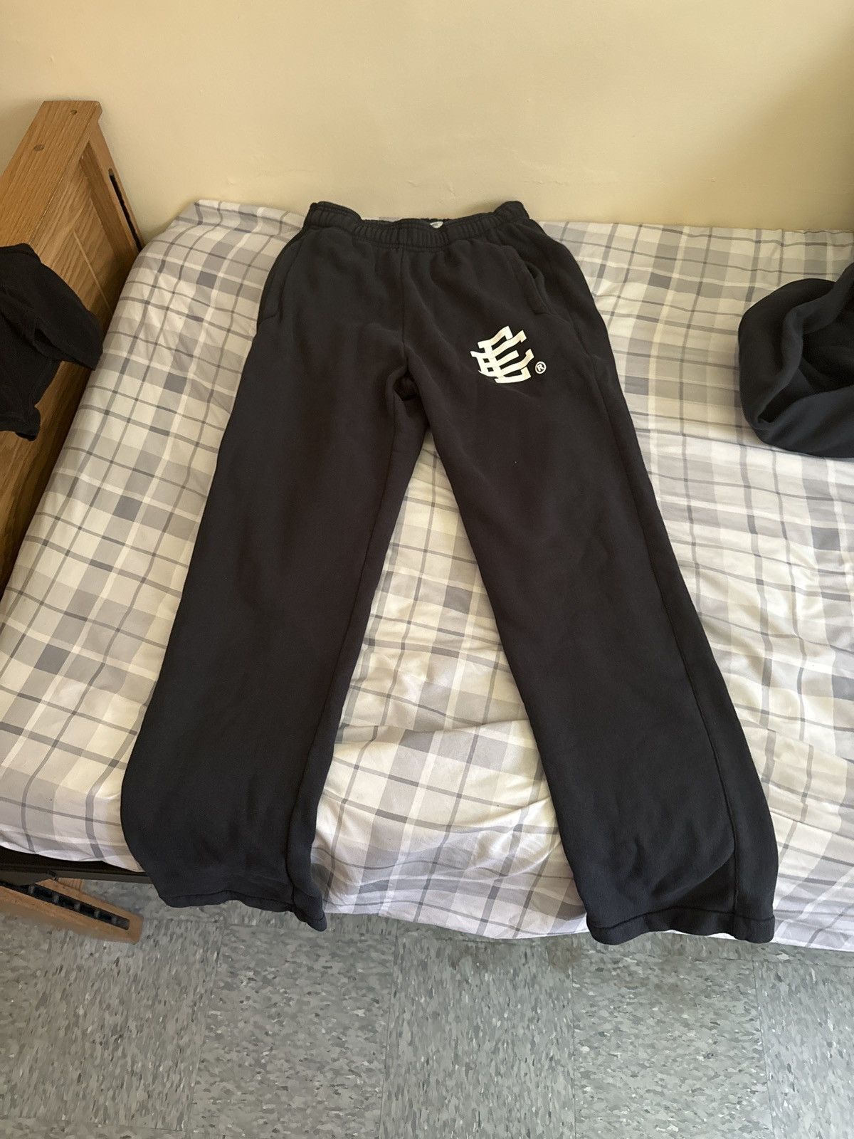 image of Eric Emanuel Black Sweatpants Medium, Men's (Size 30)