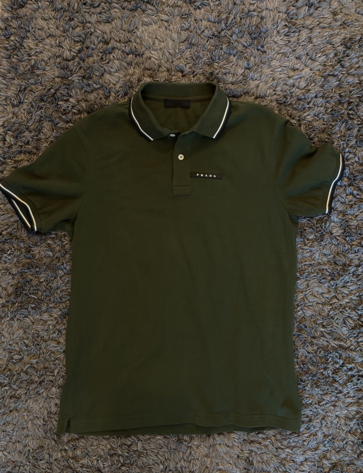 Prada Prada green khaki polo shirt button basic luxury Size US M / EU 48-50 / 2 - 11 Thumbnail
