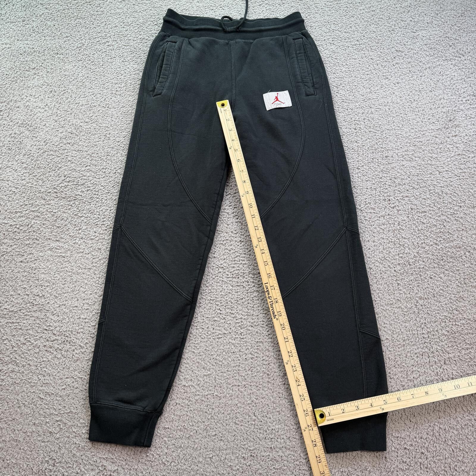 Jordan Brand Jordan Black Fleece Joggers Standard Fit Sweatpants Mens XS Size US 28 / EU 44 - 4 Thumbnail