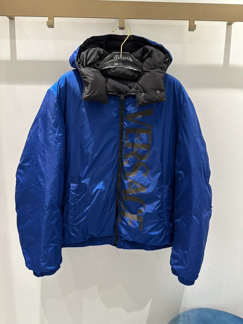 Versace Versace Wearing a gray goose down jacket on both sides Size US S / EU 44-46 / 1 - 3 Thumbnail