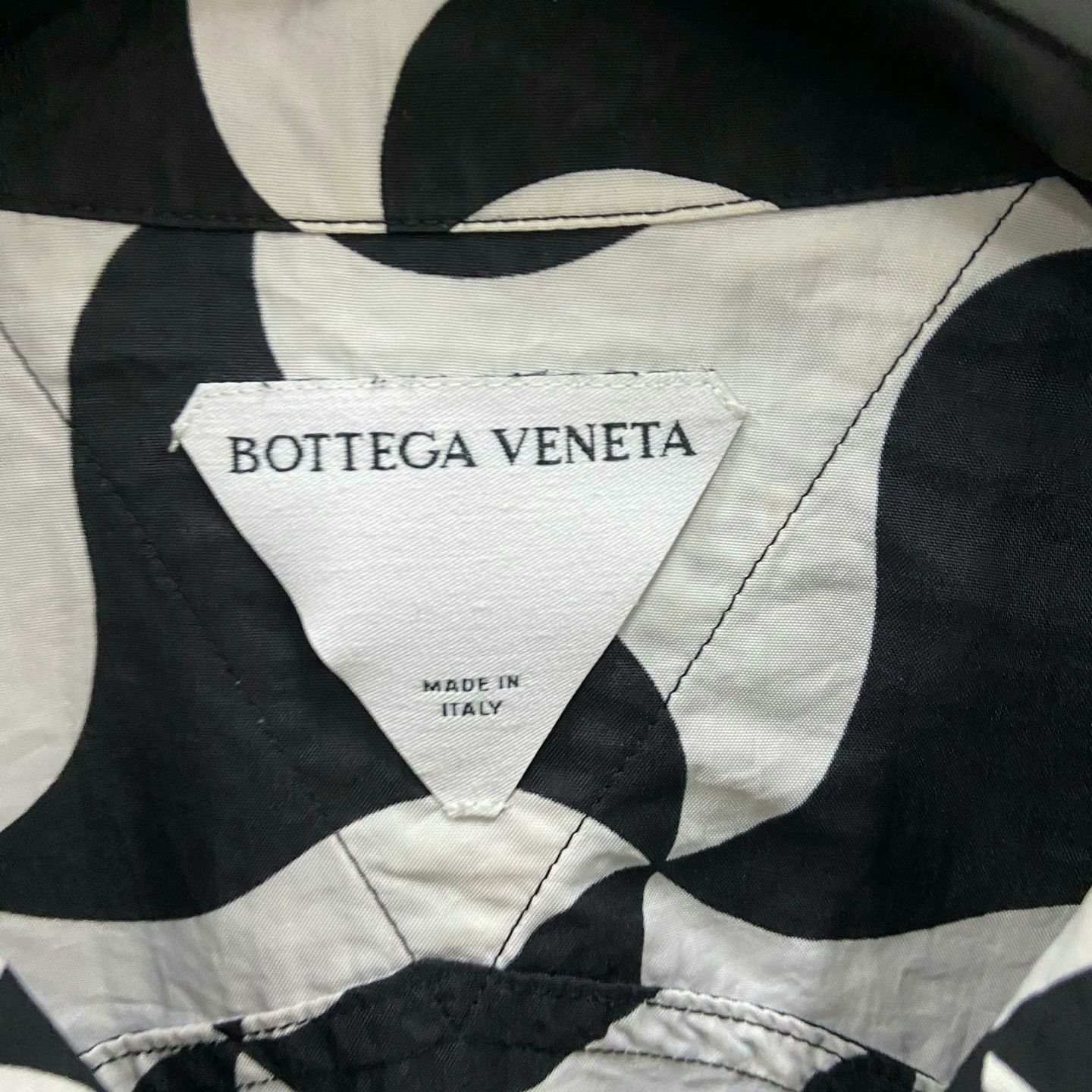 Bottega Veneta Bottega Veneta Colorblock Geometric Short-Sleeve Shirt Size US M / EU 48-50 / 2 - 4 Thumbnail