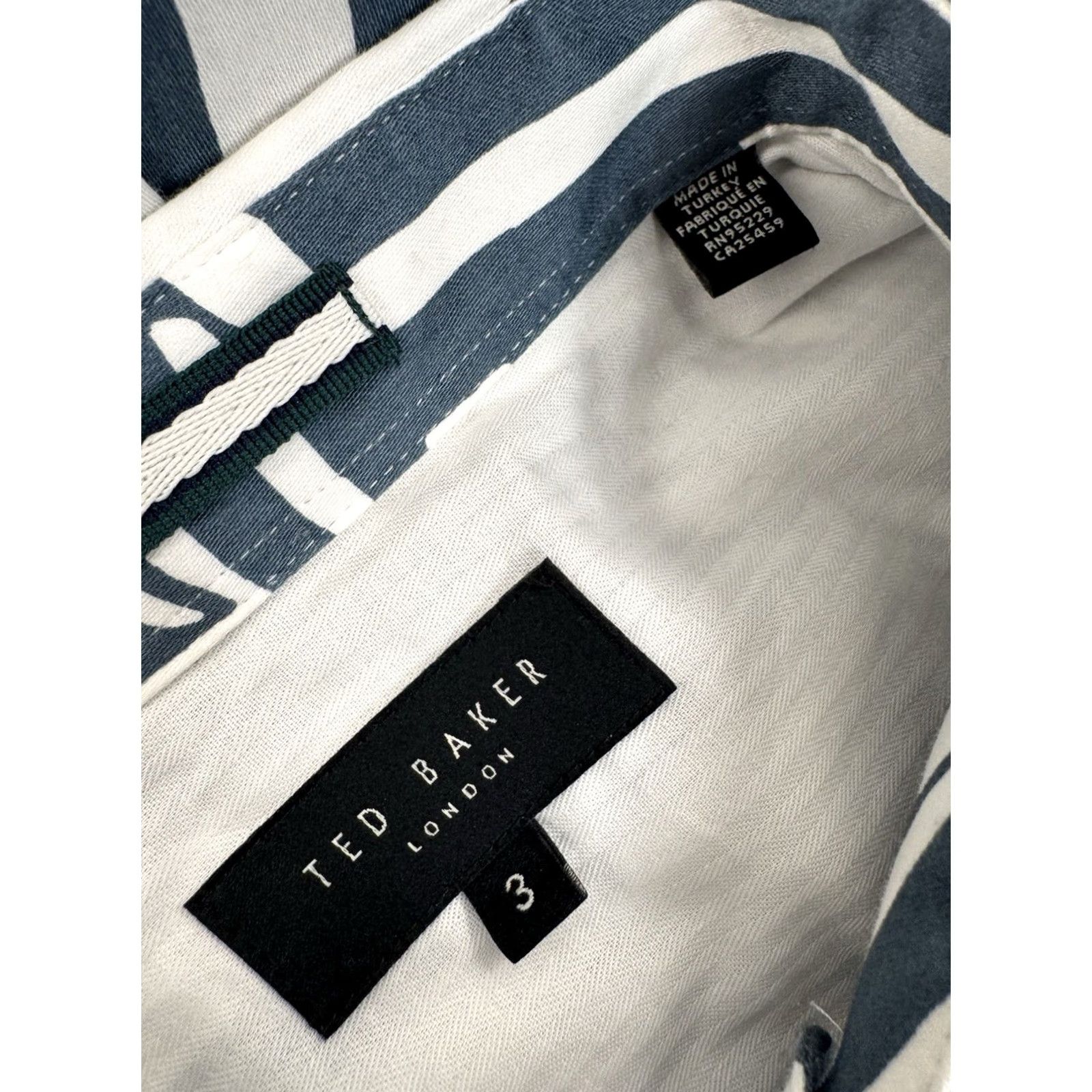 Ted Baker TED BAKER Shirt Abstract Butterfly Striped Mens Size 3 USA Medium Blue/White Button-Up Long Sleeve Jacket? Size US S / EU 44-46 / 1 - 4 Thumbnail