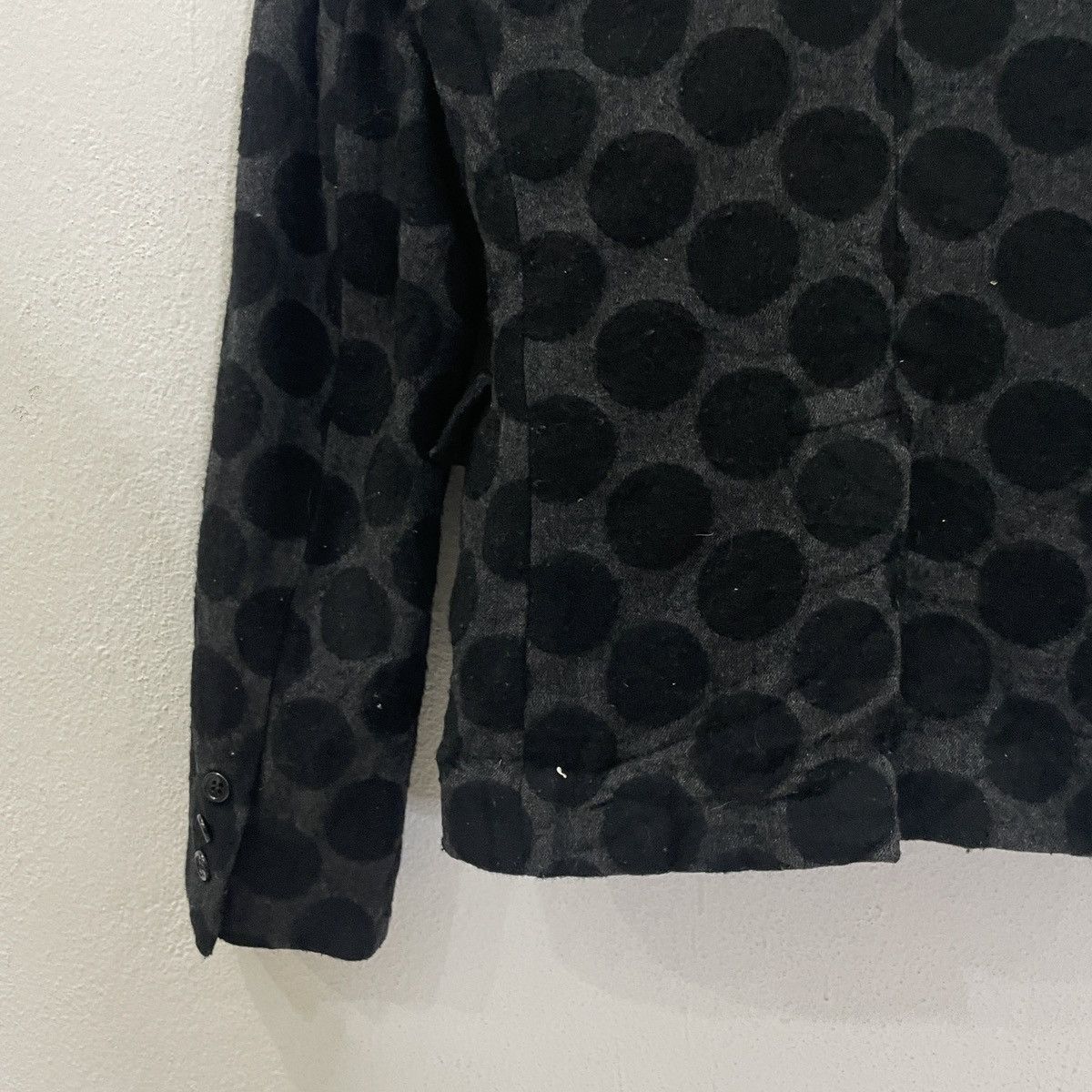 Comme des Garcons Vintage Black Comme Des Garcons Iconic Petern Jacket Size US XS / EU 42 / 0 - 12 Thumbnail
