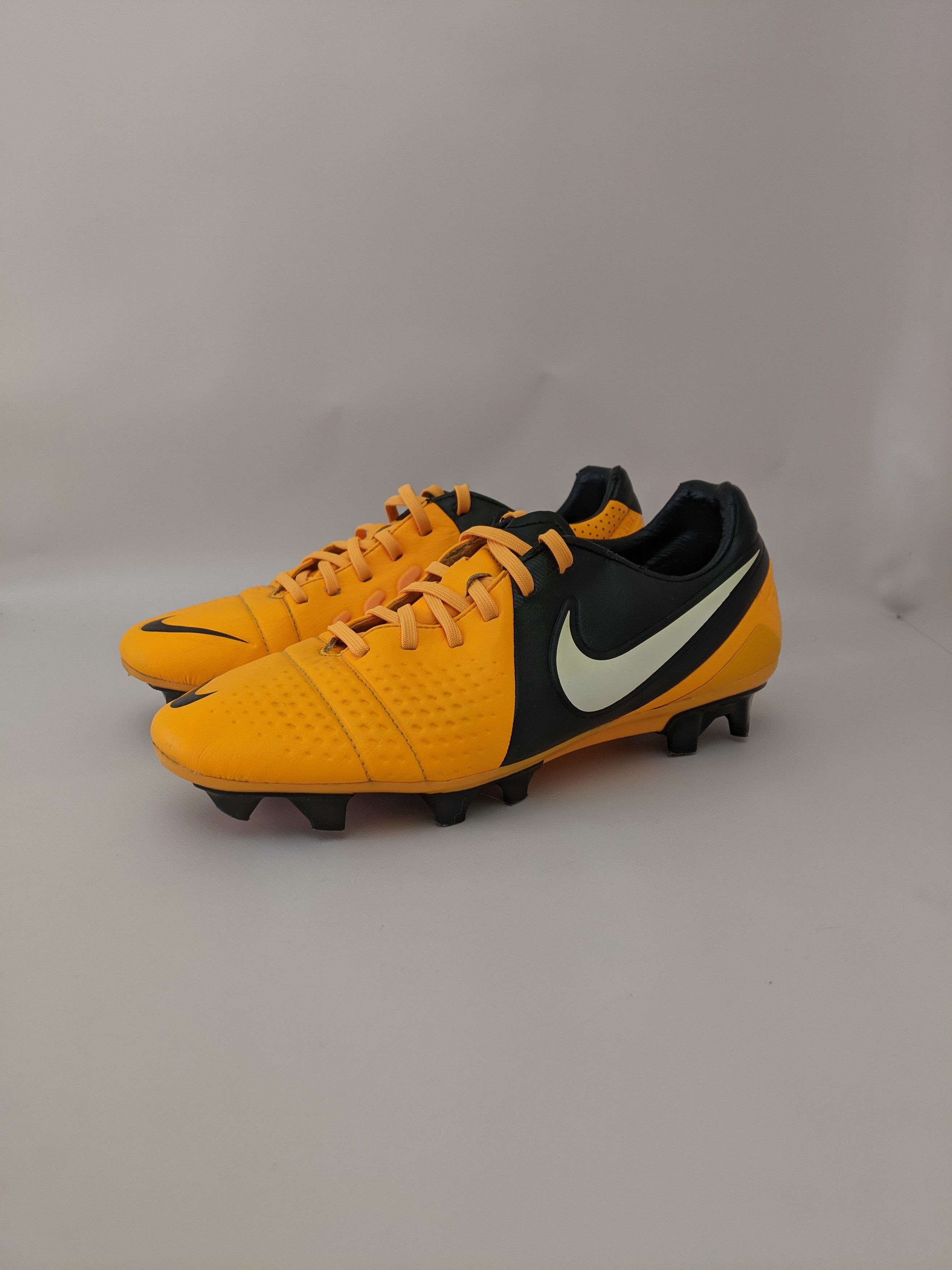 image of Nike Ctr360 Iii 3 Fg Us 7 Soccer Football Cleats Boots in Black Orange, Men's