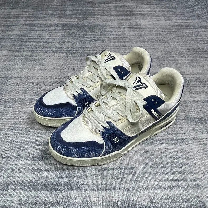 Louis Vuitton Louis Vuitton New white and blue checkerboard shoes Size US 7 / EU 40 - 1 Thumbnail