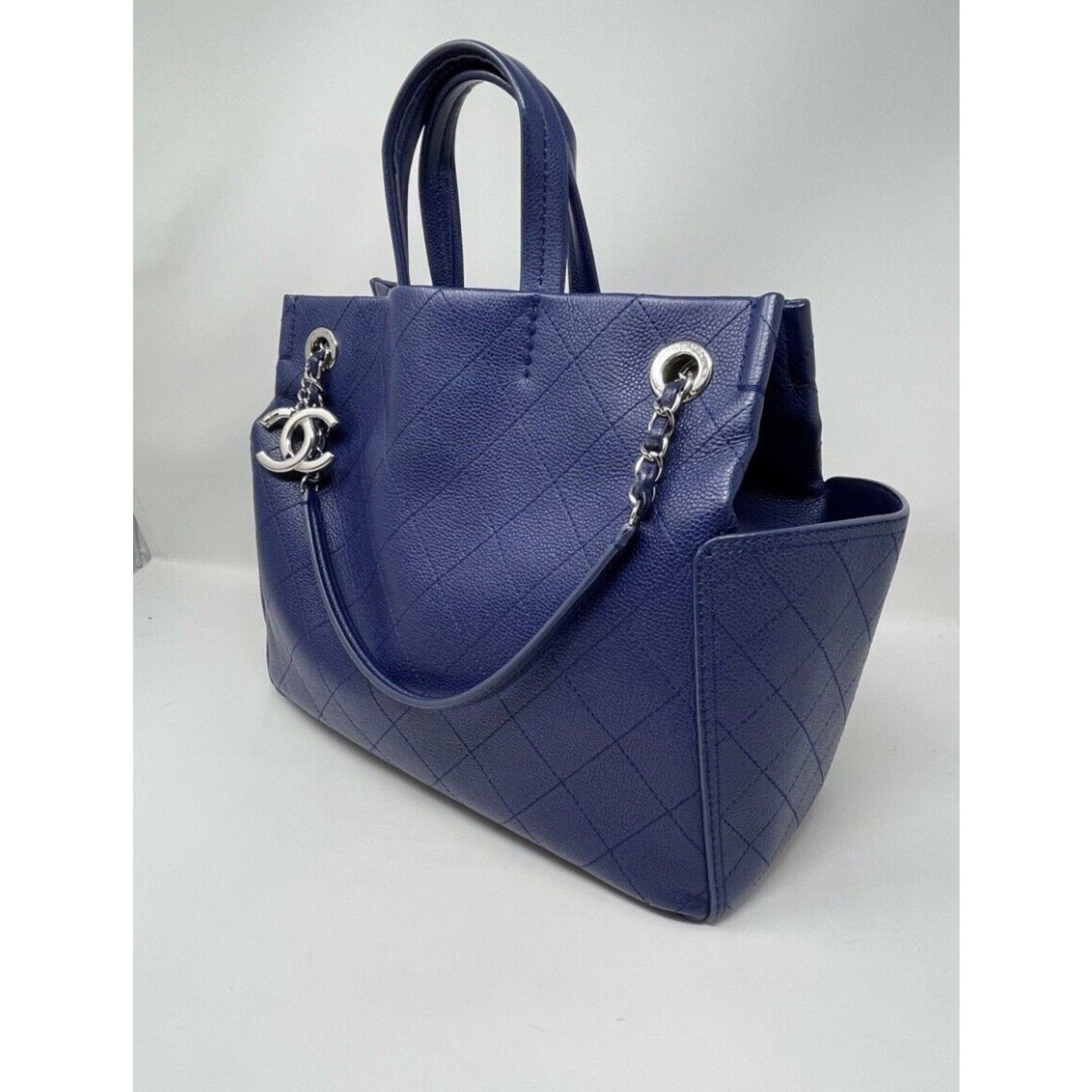 Chanel CHANEL Quilted Blue Caviar Leather Pocket Chain CC Charm Size ONE SIZE - 3 Thumbnail