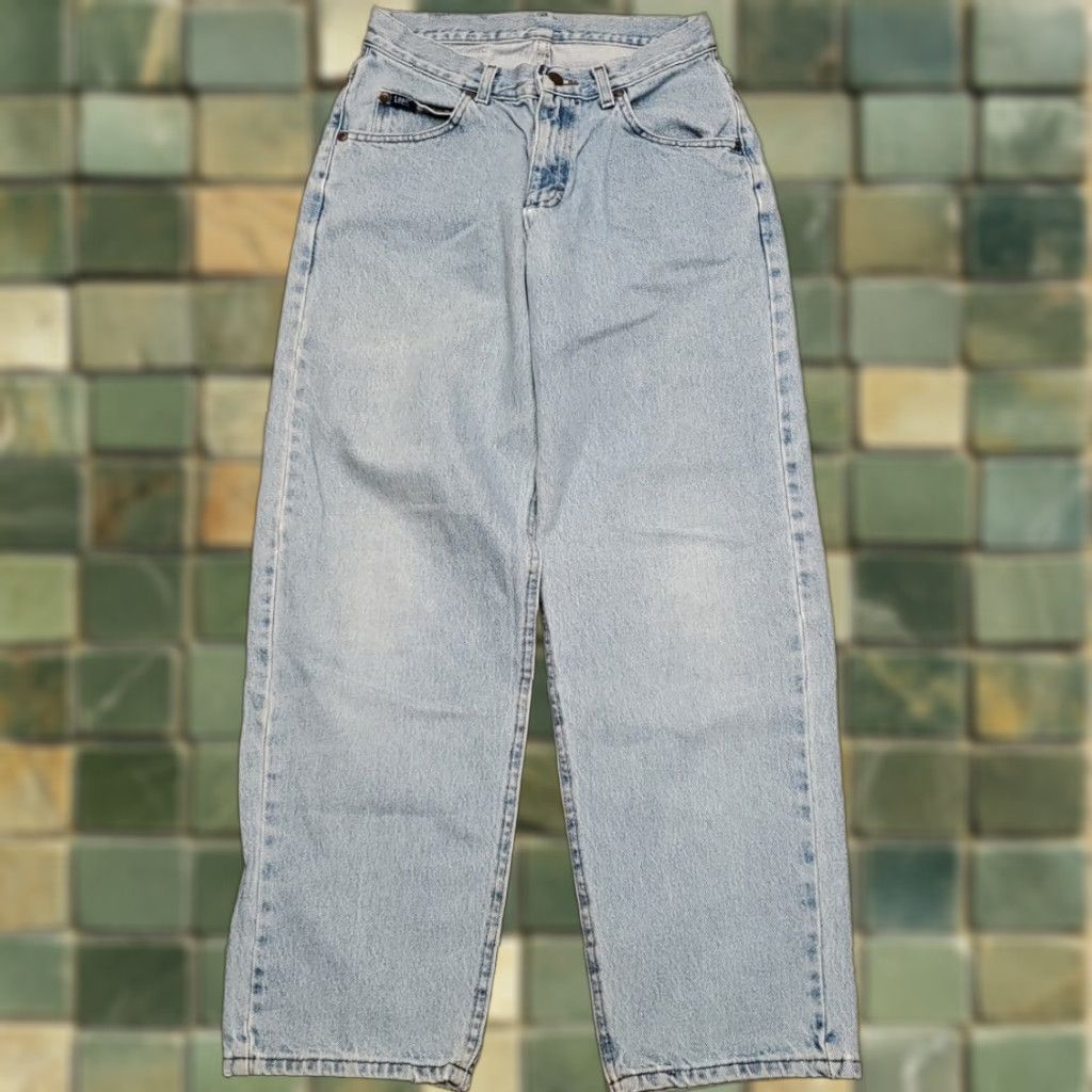 VINTAGE Lee Jeans Mens 30x30 Faded Blue Denim Tapered Leg Baggy Straight 90s 5-Pocket Mens Denim Pants
