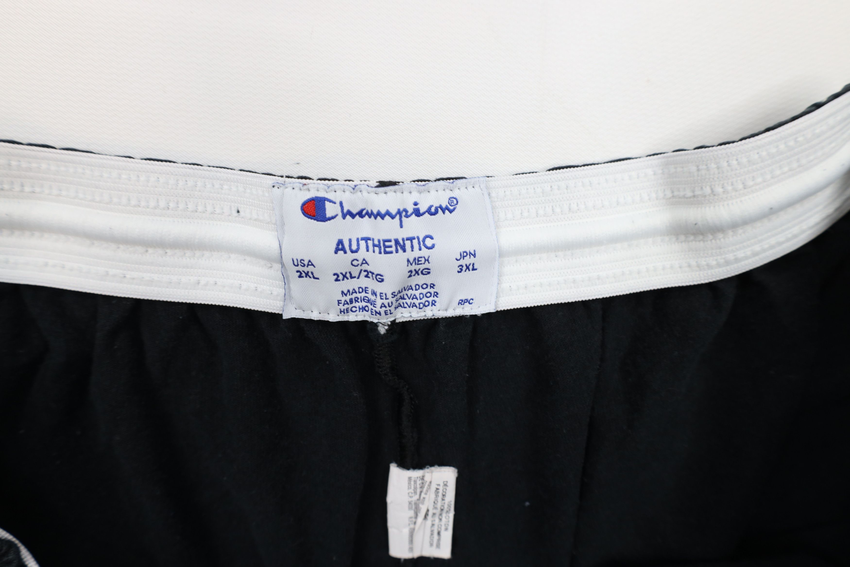 Champion × Vintage Vintage Champion Classic Logo Above Knee Shorts Black Cotton Size US 38 / EU 54 - 8 Thumbnail
