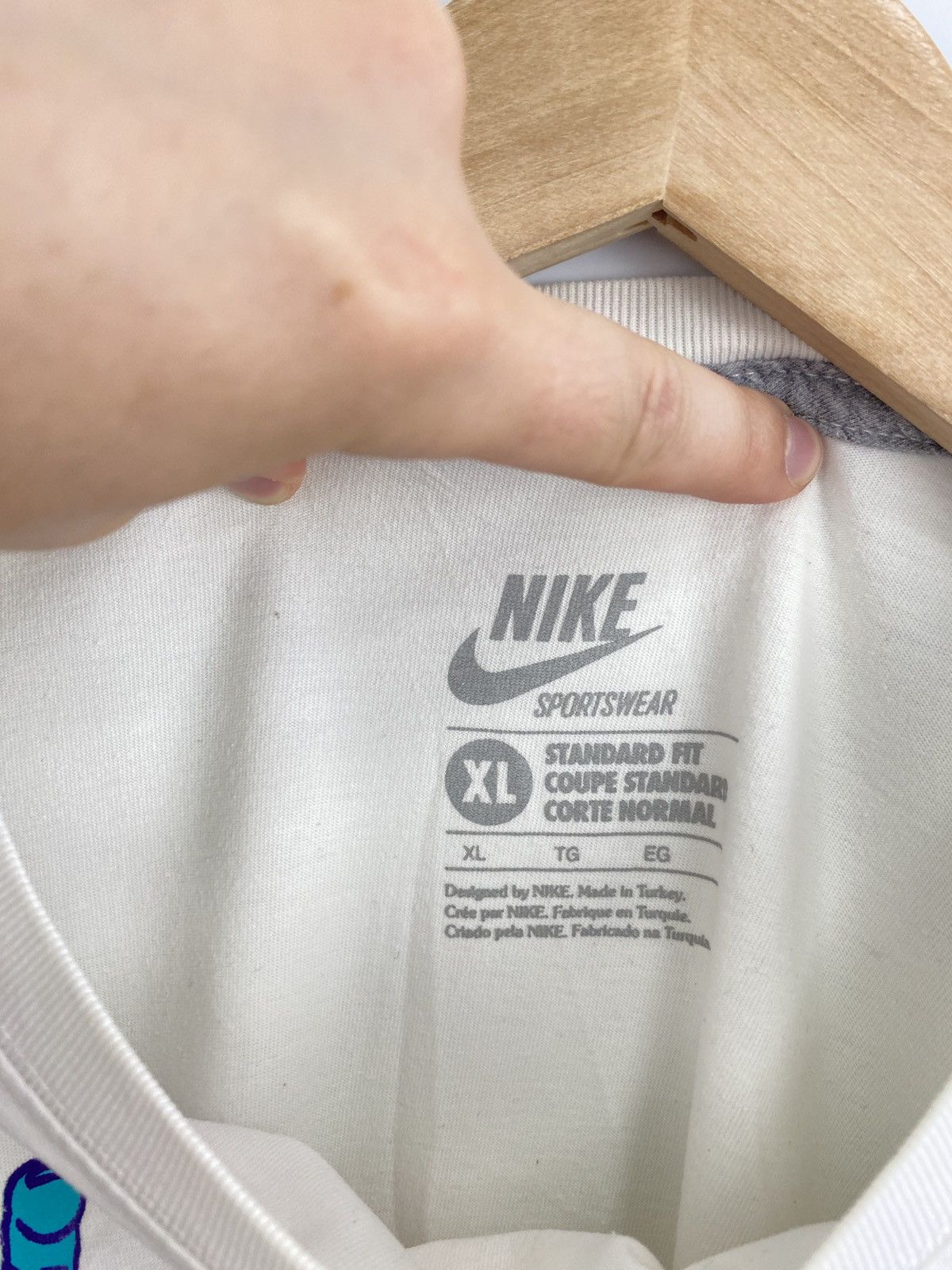 Nike 🔥❄️Vintage Y2K Nike To Hot To Handle Too Cold To Hold T-Shirt Size US XL / EU 56 / 4 - 6 Thumbnail
