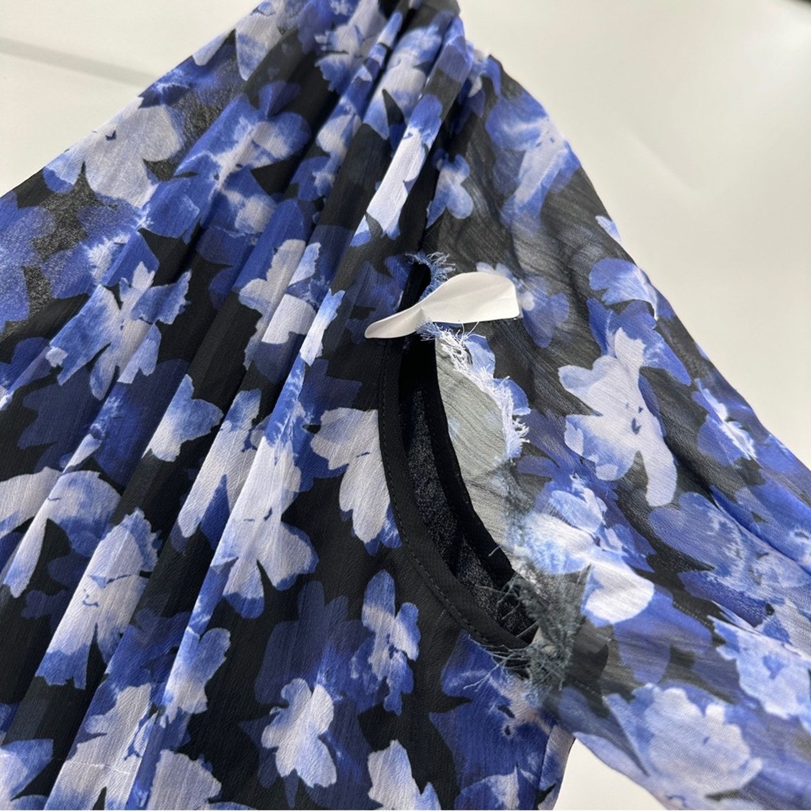 Monique Lhuillier RTR ML Monique Lhuillier Melanie Floral Maxi Dress Sz 10 Size L / US 10 / IT 46 - 10 Thumbnail