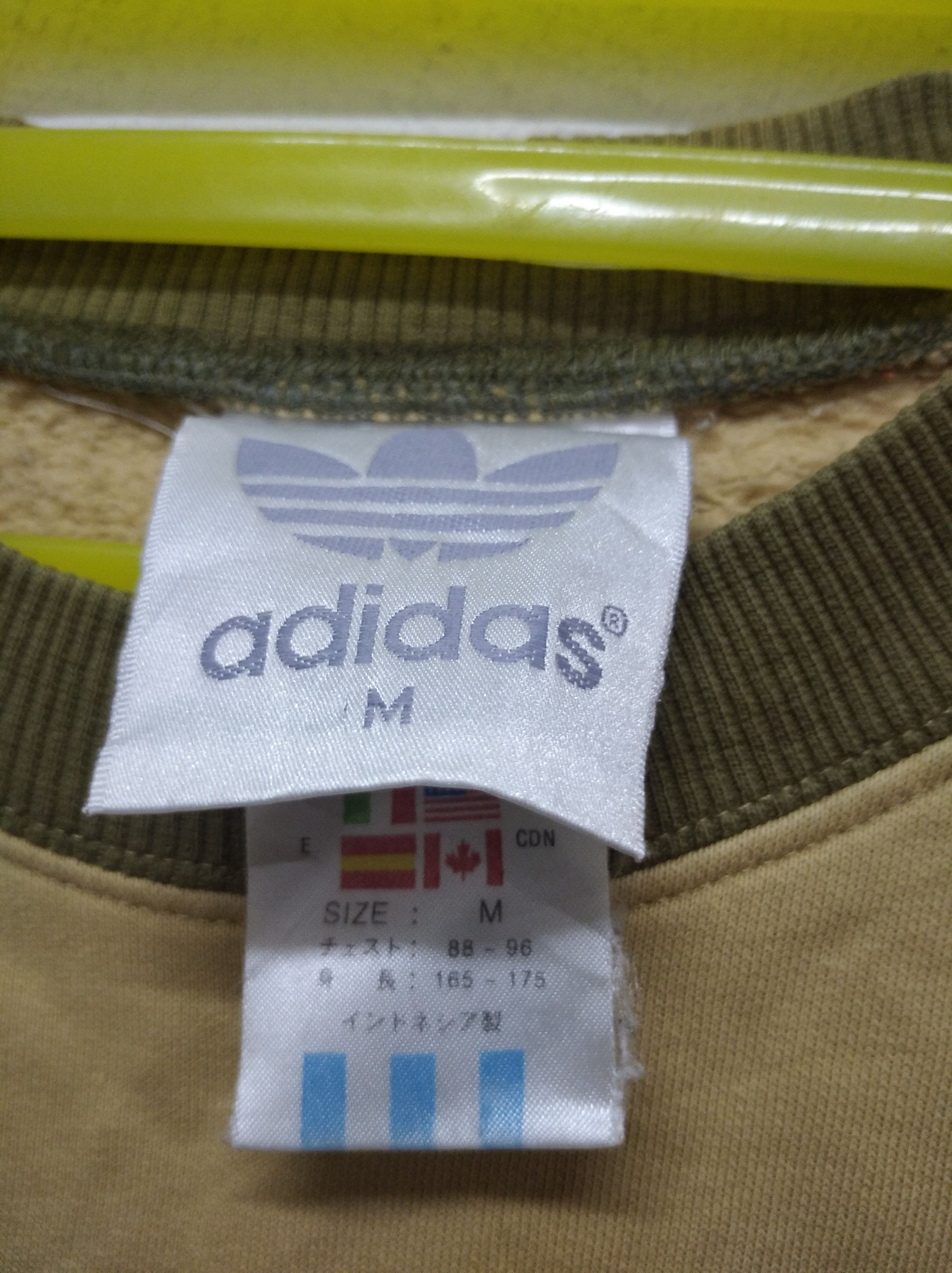 Adidas × Japanese Brand × Vintage Vintage Adidas sweatshirt crewneck trefoil logo spellout Size US M / EU 48-50 / 2 - 5 Thumbnail