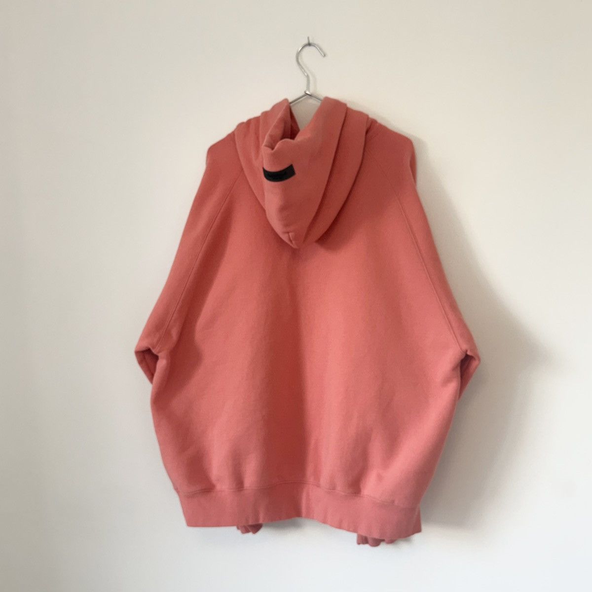 Essentials Fear of God Essentials Coral Raglan Cut Logo Hoodie SS22 Size US XL / EU 56 / 4 - 7 Thumbnail