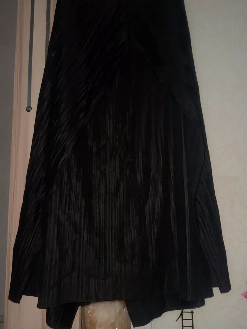 Issey Miyake Issey Miyake size:3 Black pleated skirt Size 42" / US 20 - 3 Thumbnail