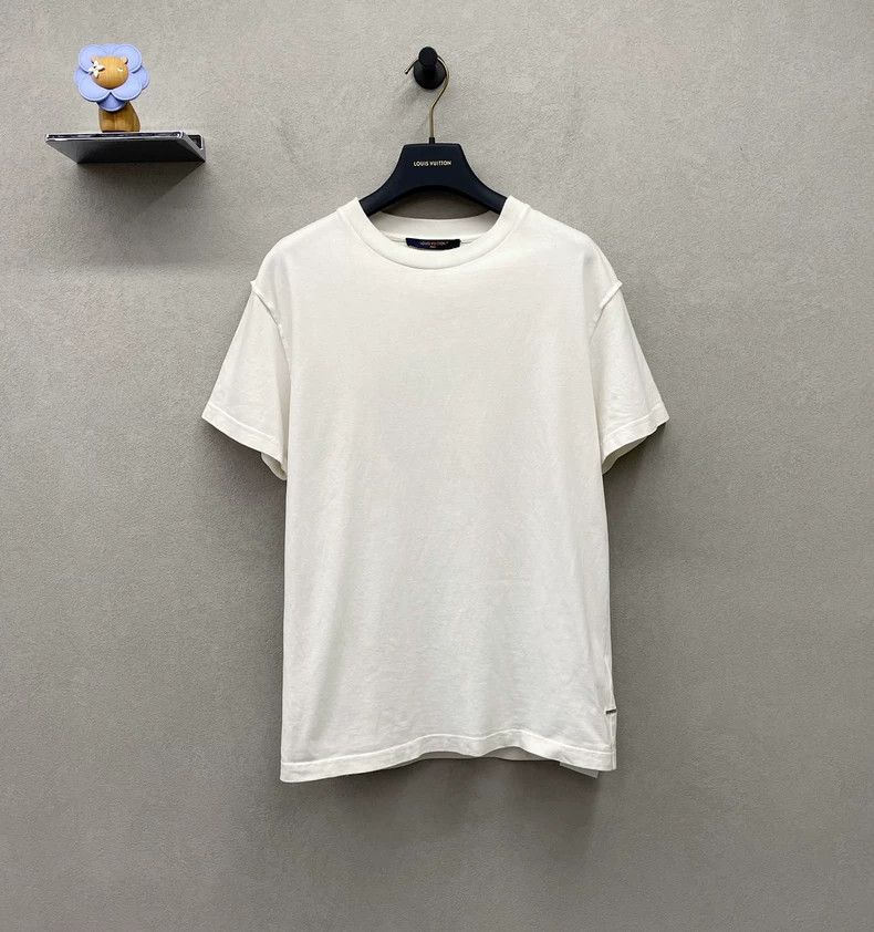 Louis Vuitton White Short Sleeve Slim Fit Top - dmc Size US XS / EU 42 / 0 - 1 Thumbnail
