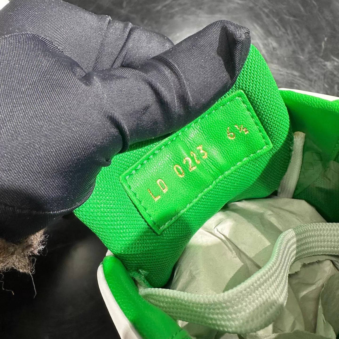 Louis Vuitton Louis Vuitton Trainer White Green 40.5 (UK6.5) Size US 7.5 / EU 40-41 - 8 Thumbnail