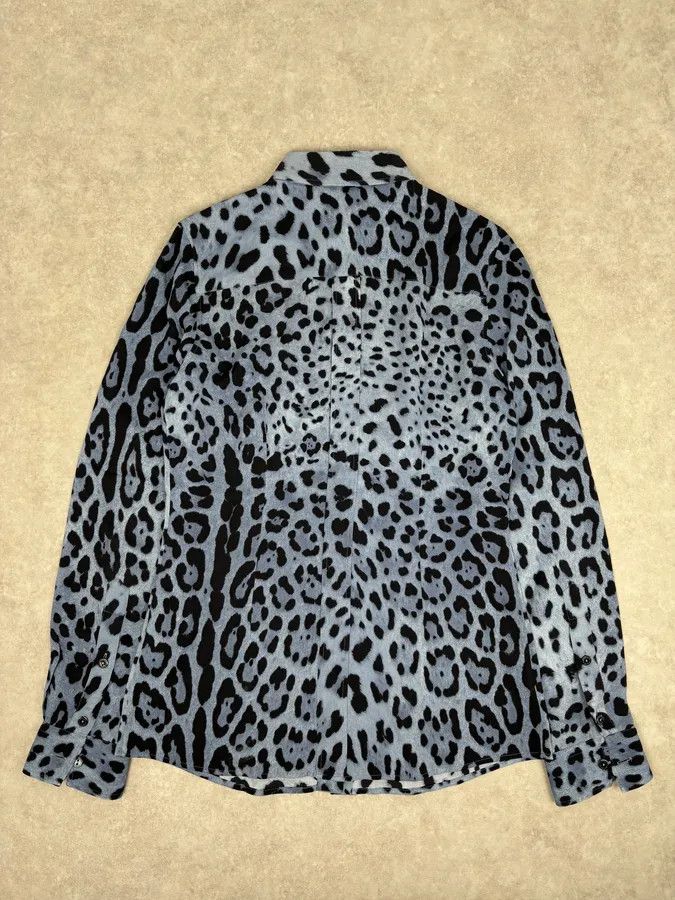 Dolce & Gabbana 2010s Dolce & Gabbana Blue Leopard Print Silk Shirt Size US S / EU 44-46 / 1 - 5 Thumbnail