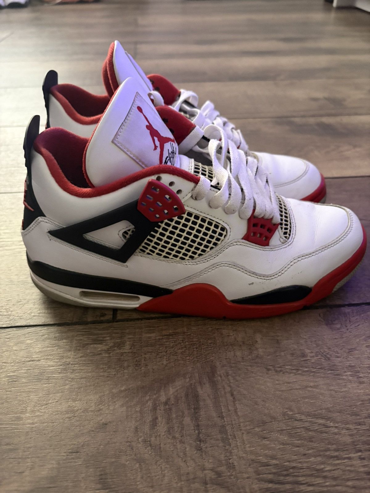 Jordan Brand Jordan 4’s fire red’s Size US 8.5 / EU 41-42 - 2 Thumbnail
