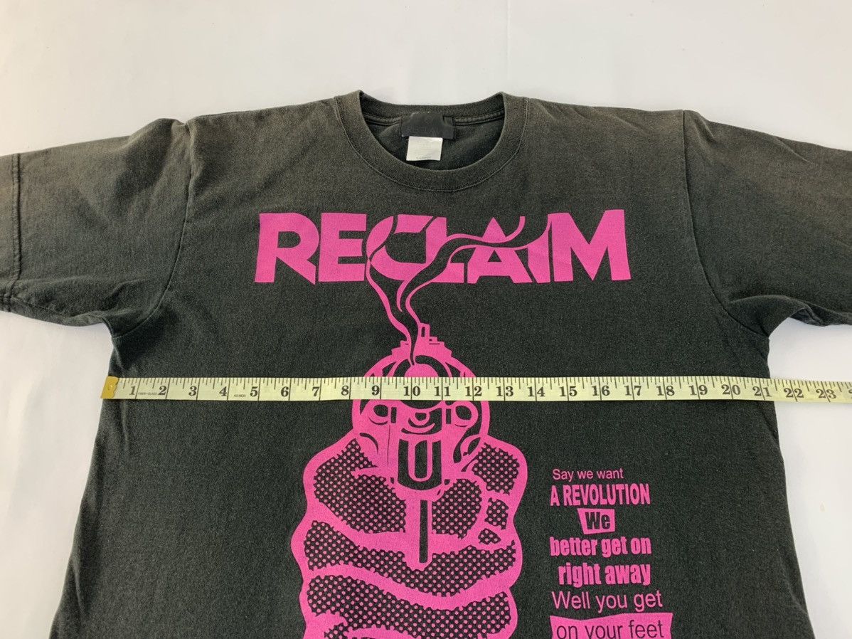 Vintage Hype Reclaim A Revolution Big Pistol Printed Tee Size US L / EU 52-54 / 3 - 8 Thumbnail