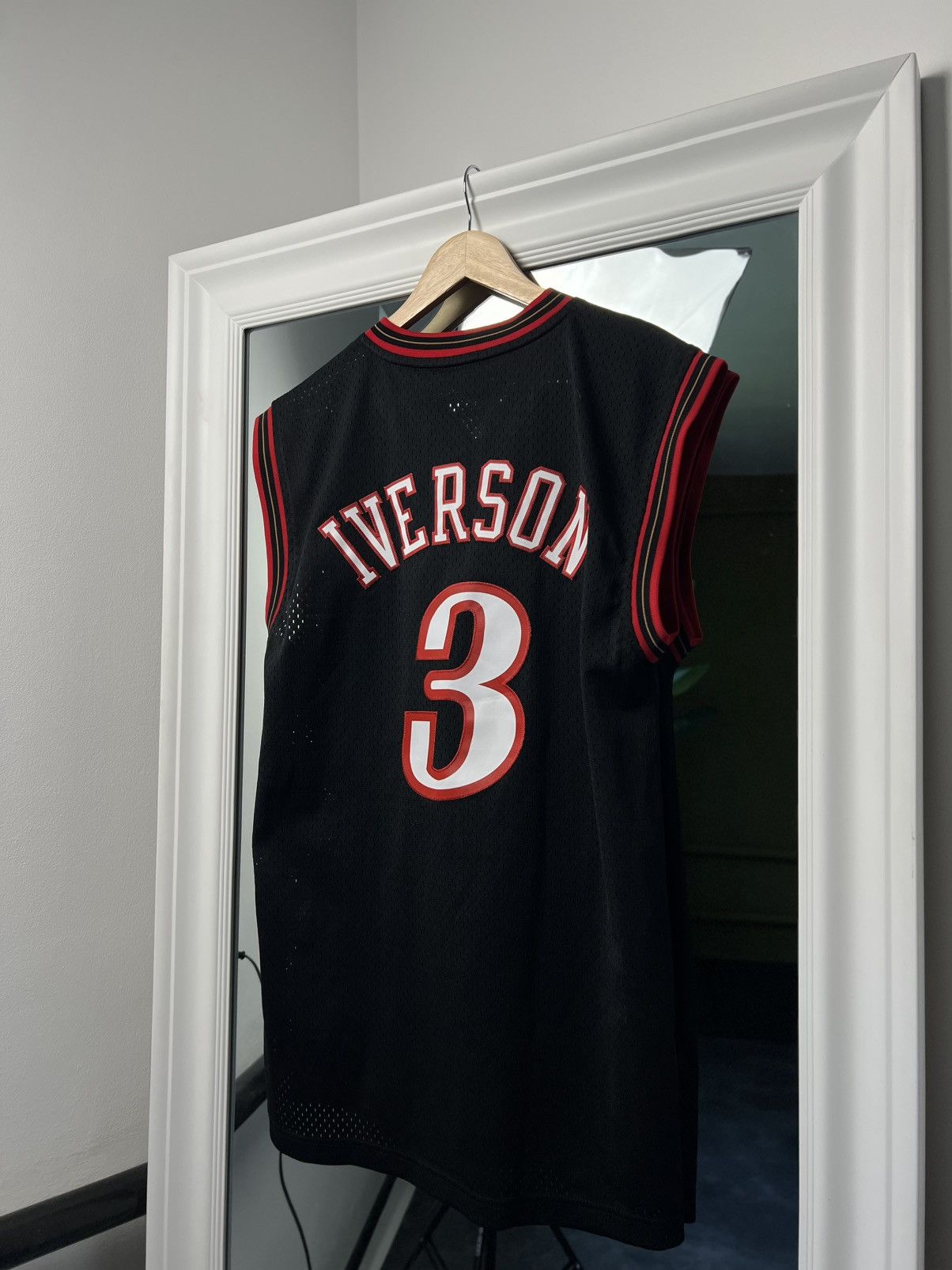 Adidas × NBA Adidas NBA Iverson #3 76ers Jersey Black Size S Size US S / EU 44-46 / 1 - 15 Thumbnail