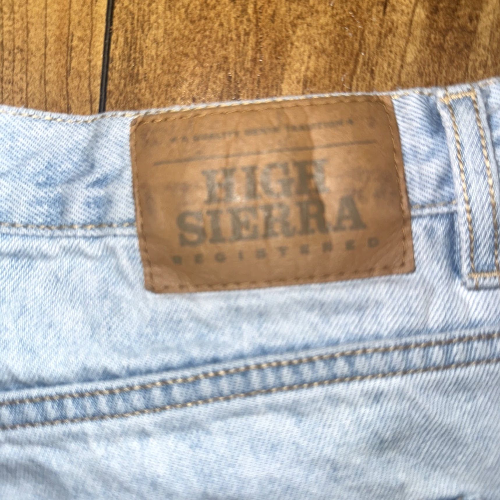 High Sierra VINTAGE High Sierra Denim Jean Shorts Men 32 Light Blue 90s Jorts Mens Size US 32 / EU 48 - 6 Thumbnail