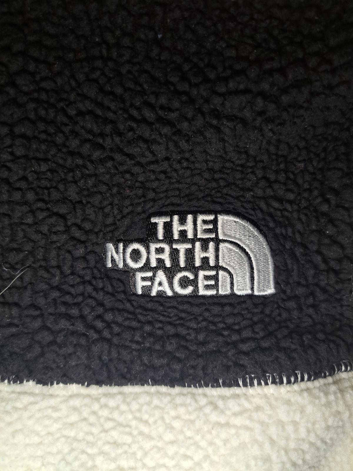 The North Face The North Face Jacket Womens Small White Black Silver Button Size S / US 4 / IT 40 - 3 Thumbnail