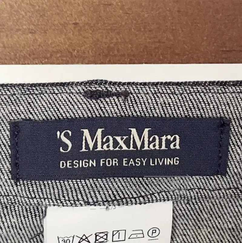 Max Mara MaxMara Dark Blue Denim Casual Trousers . Size 24" / US 00 / IT 34 - 4 Thumbnail