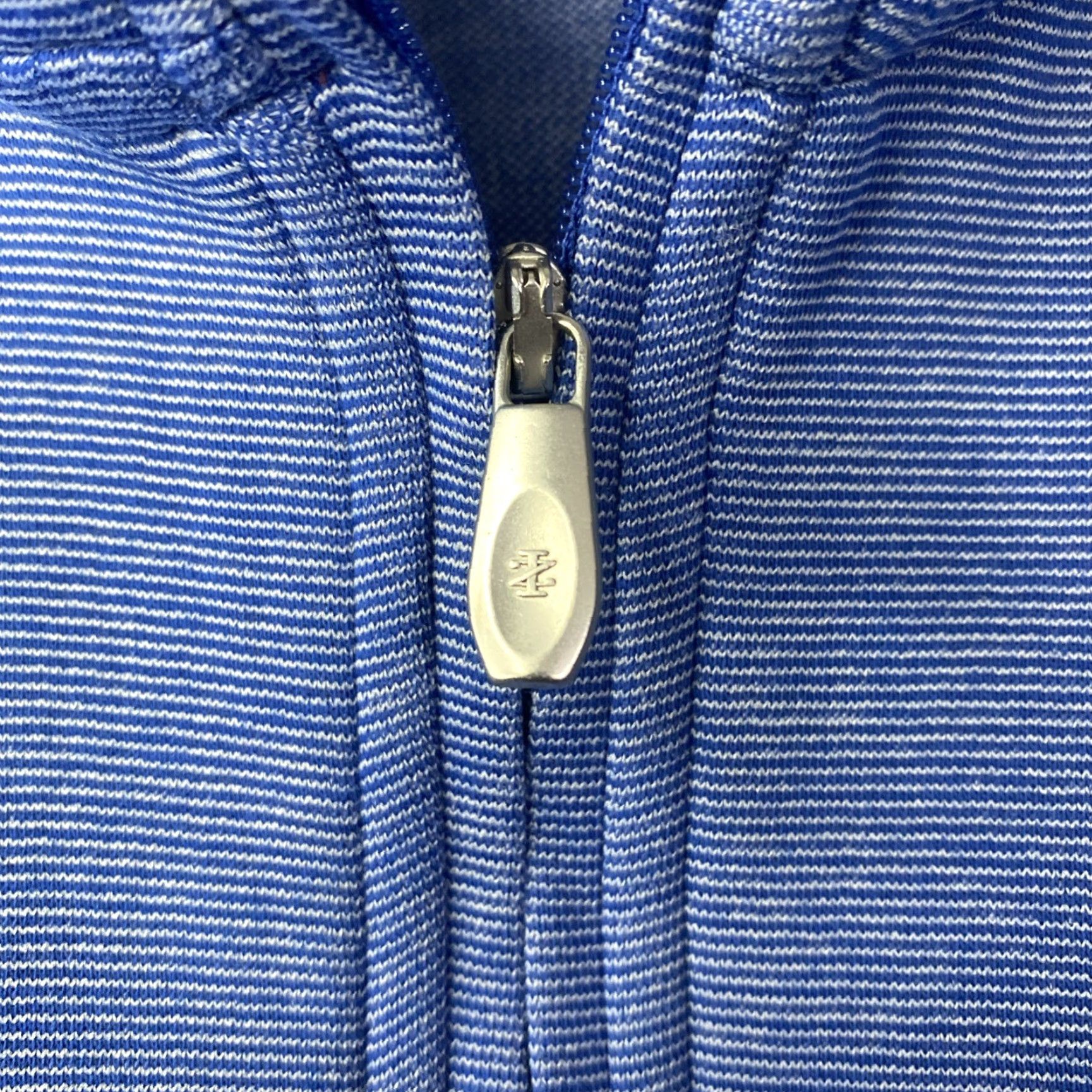 Izod IZOD Mens Long Sleeve 1/4 Zip Light Weight Blue Casual Golf XL Boxy 26x27 Size US XL / EU 56 / 4 - 5 Thumbnail