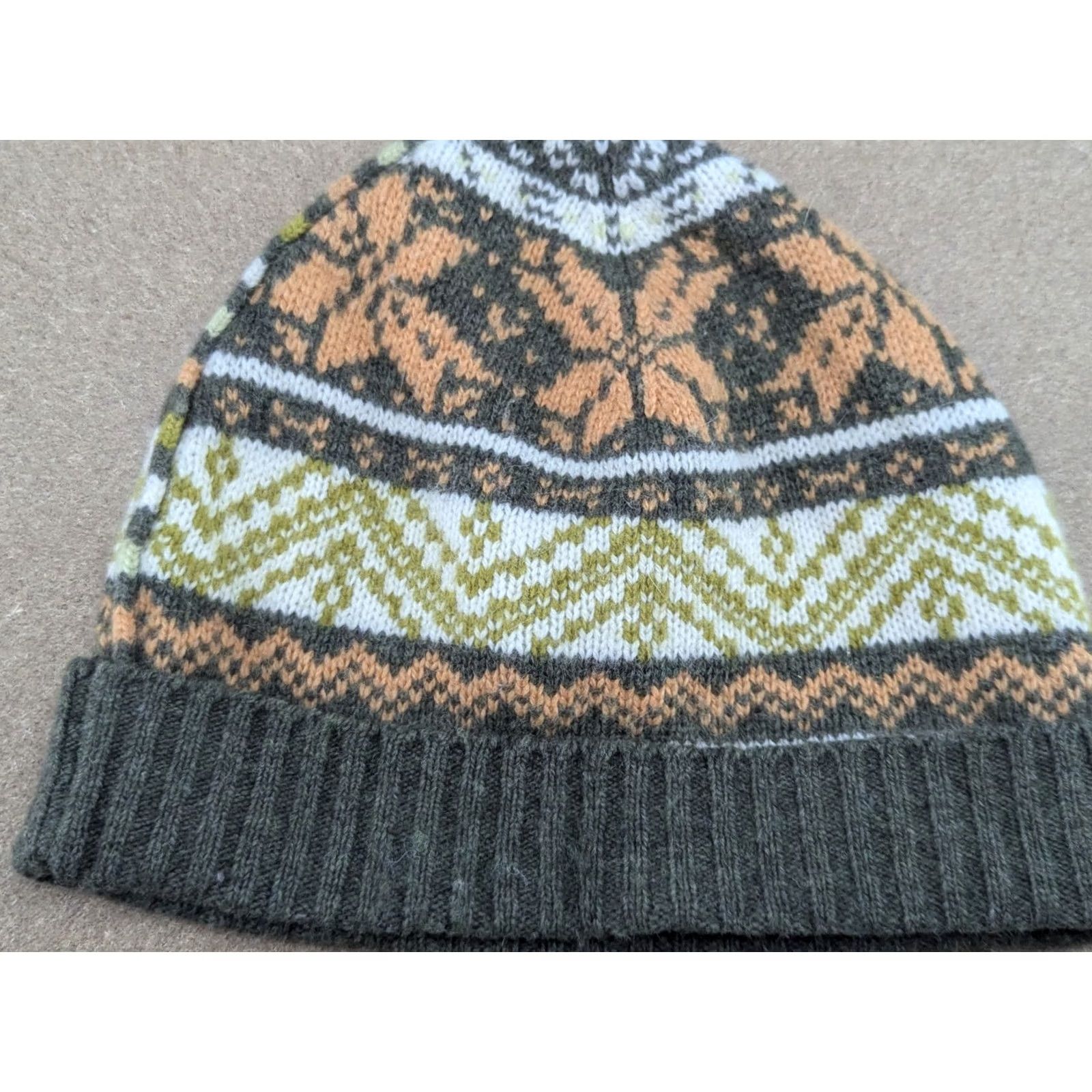 Gant GANT Wool Beanie Hat Small-Medium Size S-M Ribbon Snowflake Knit Unisex Adults Mens Womens Size ONE SIZE - 4 Thumbnail