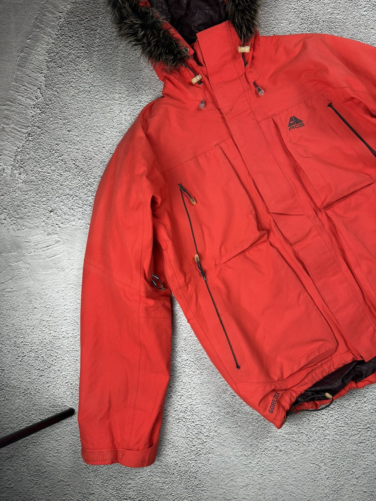 Nike ACG Vintage Nike ACG Jacket Gore-Tex Rain Coat Fur Fuzzy Outdoor Size US M / EU 48-50 / 2 - 3 Thumbnail
