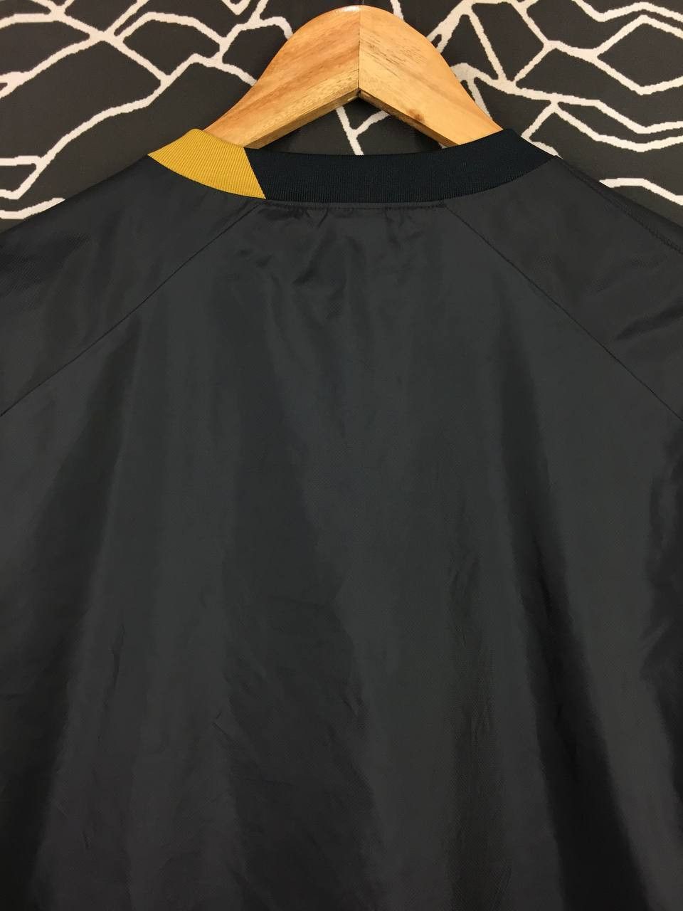 Mizuno Vtg Mizuno Ignitus Pullover Windbreaker Training Jersey Size US L / EU 52-54 / 3 - 8 Thumbnail