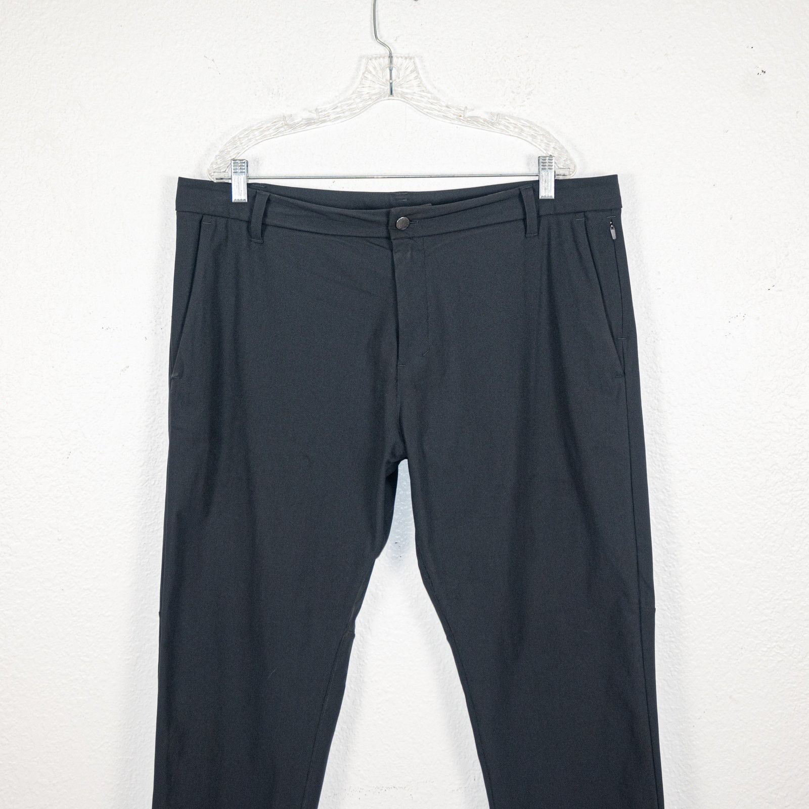 Lululemon Lululemon Men's Commission Pants Classic warpstreme size 38 Size US 38 / EU 54 - 6 Thumbnail