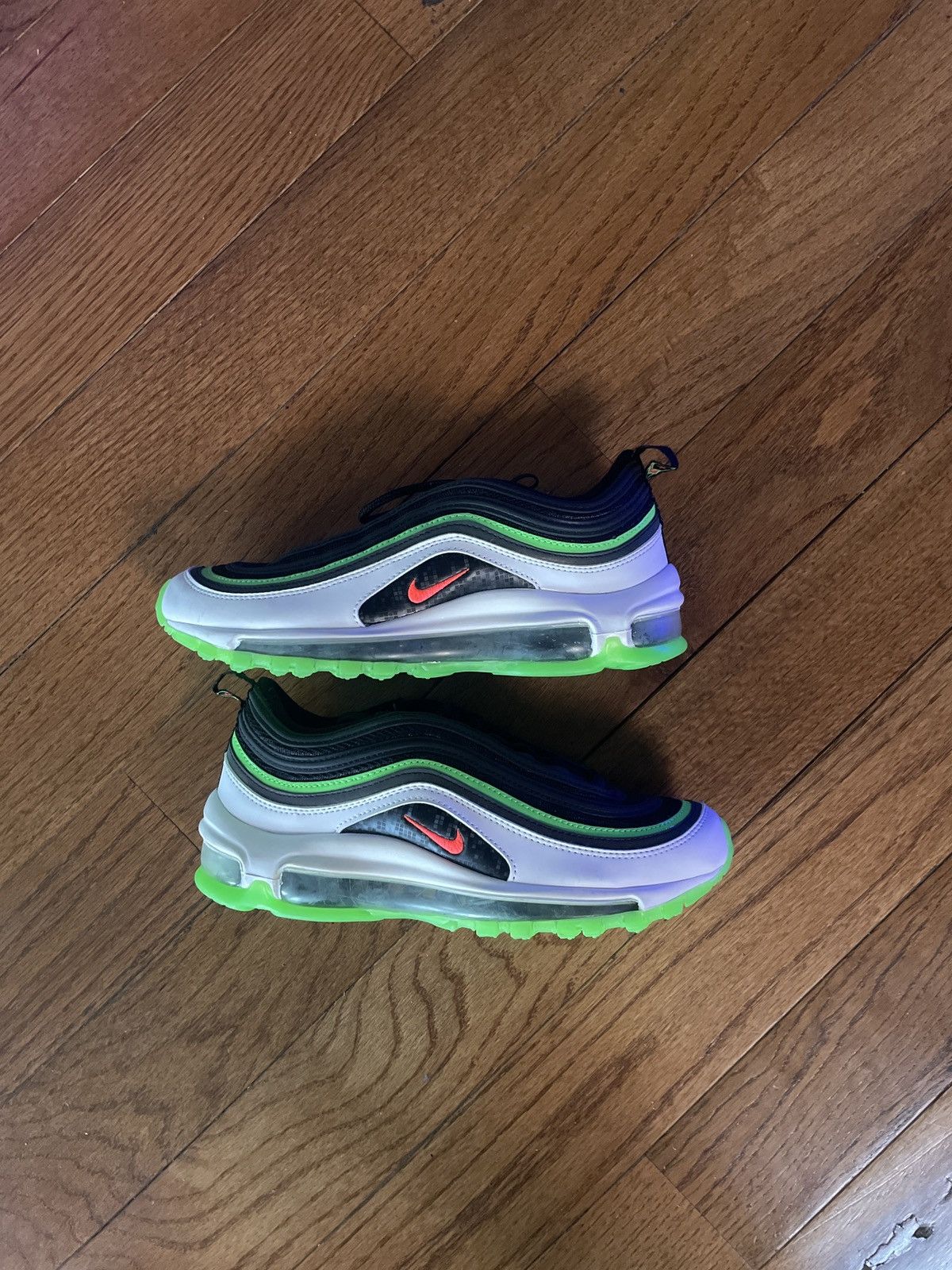 Nike Nike Airmax GS size 5. Size US 5 / EU 37 - 1 Thumbnail