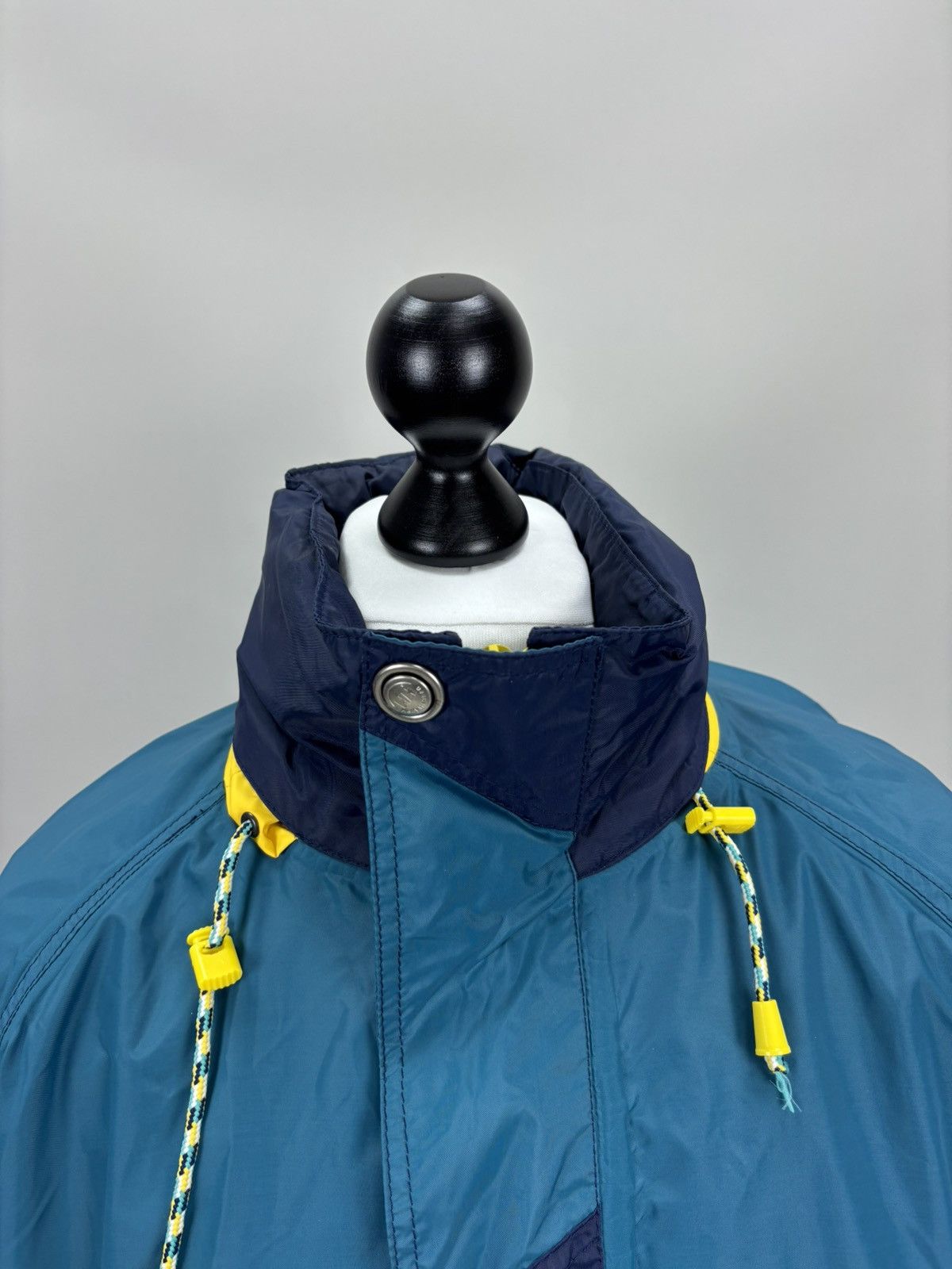 Helly Hansen Mens vintage jacket Helly Hansen Size 58-60 Size US XXL / EU 58 / 5 - 4 Thumbnail
