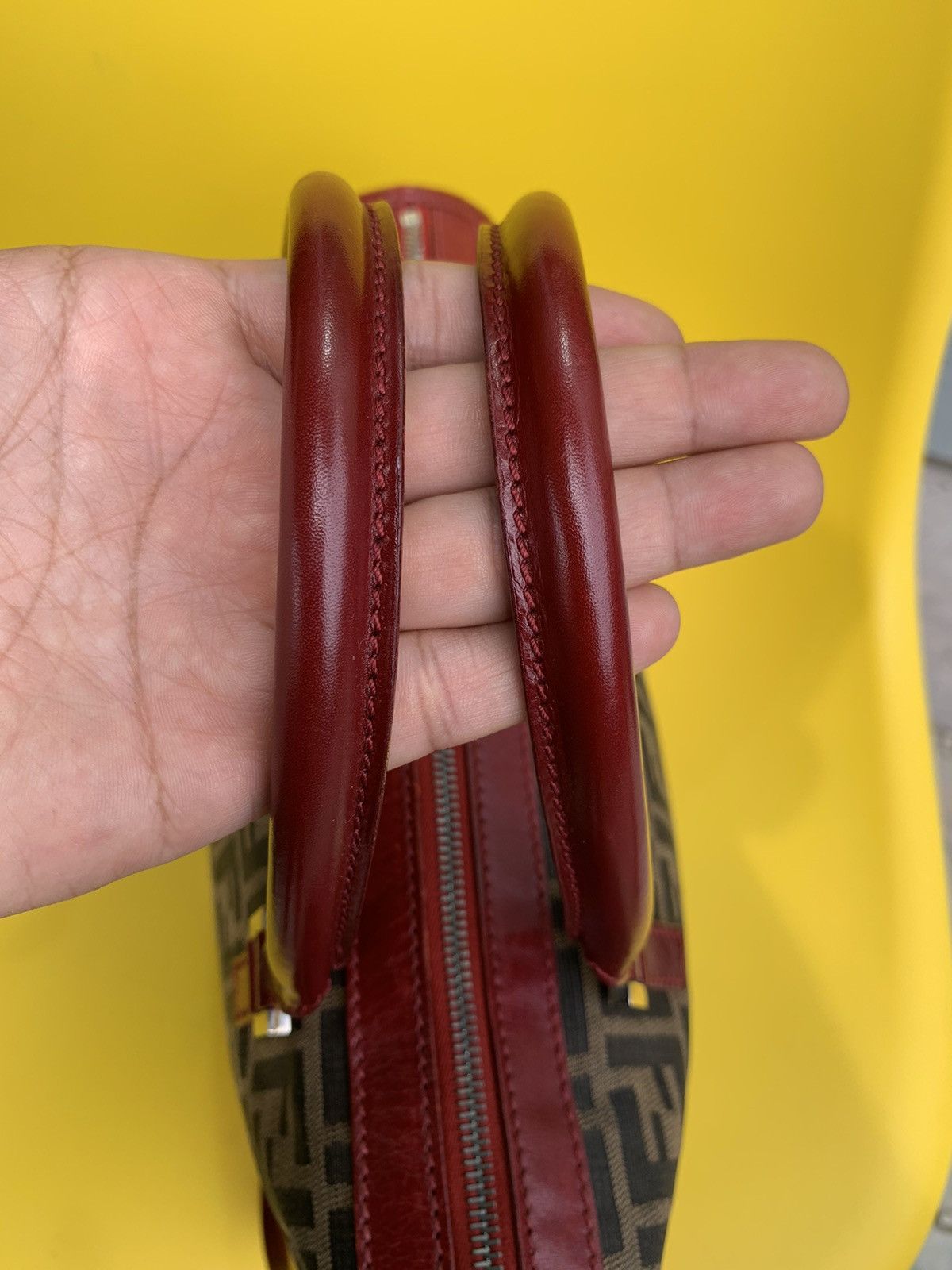 Fendi × Vintage AUTHENTIC VINTAGE FENDI ZUCA TOTE TOBACCO RED BAG Size ONE SIZE - 5 Thumbnail