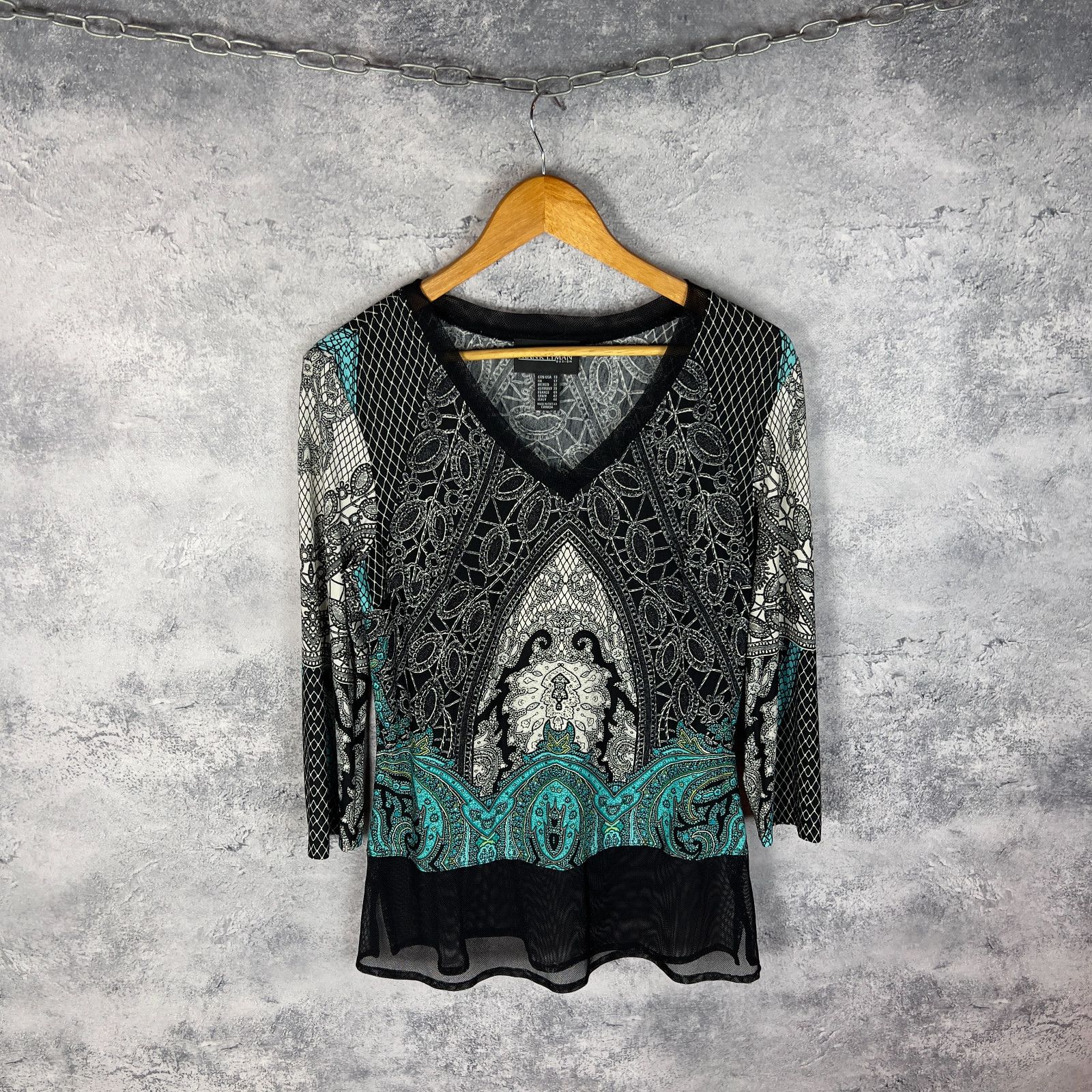 Frank Lyman Frank Lyman Blouse Women's Size USA 10 Multicolor V-Neck ` Size L / US 10 / IT 46 - 1 Thumbnail