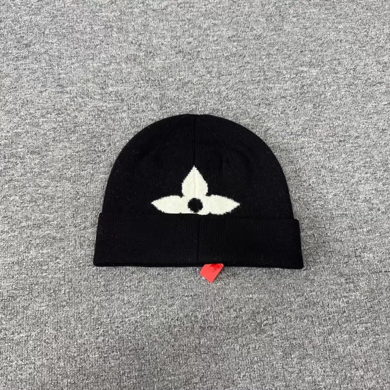 Louis Vuitton Louis Vuitton Letter logo wool cold hat Size ONE SIZE - 4 Thumbnail