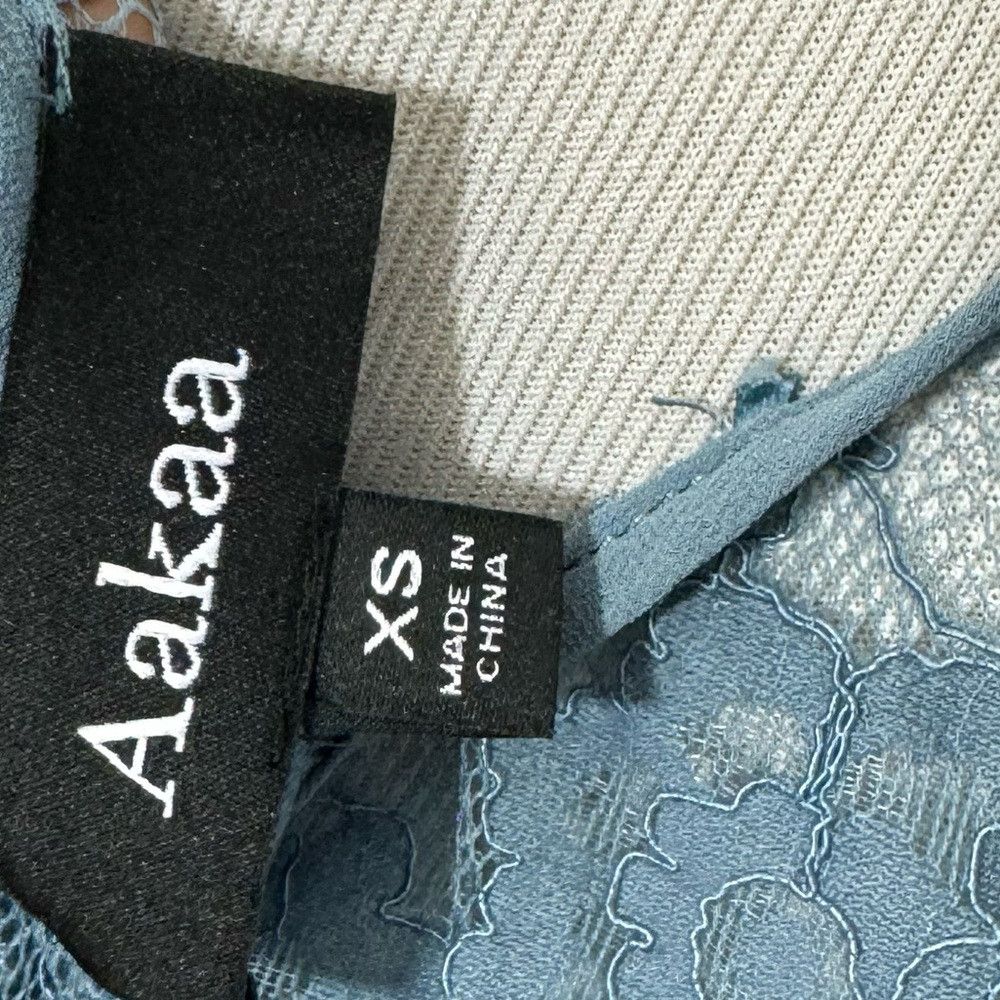 Other Aakaa Sky Blue Sheer Balloon Sleeve Lace Shoulder Henley Bl Size XS / US 0-2 / IT 36-38 - 5 Thumbnail