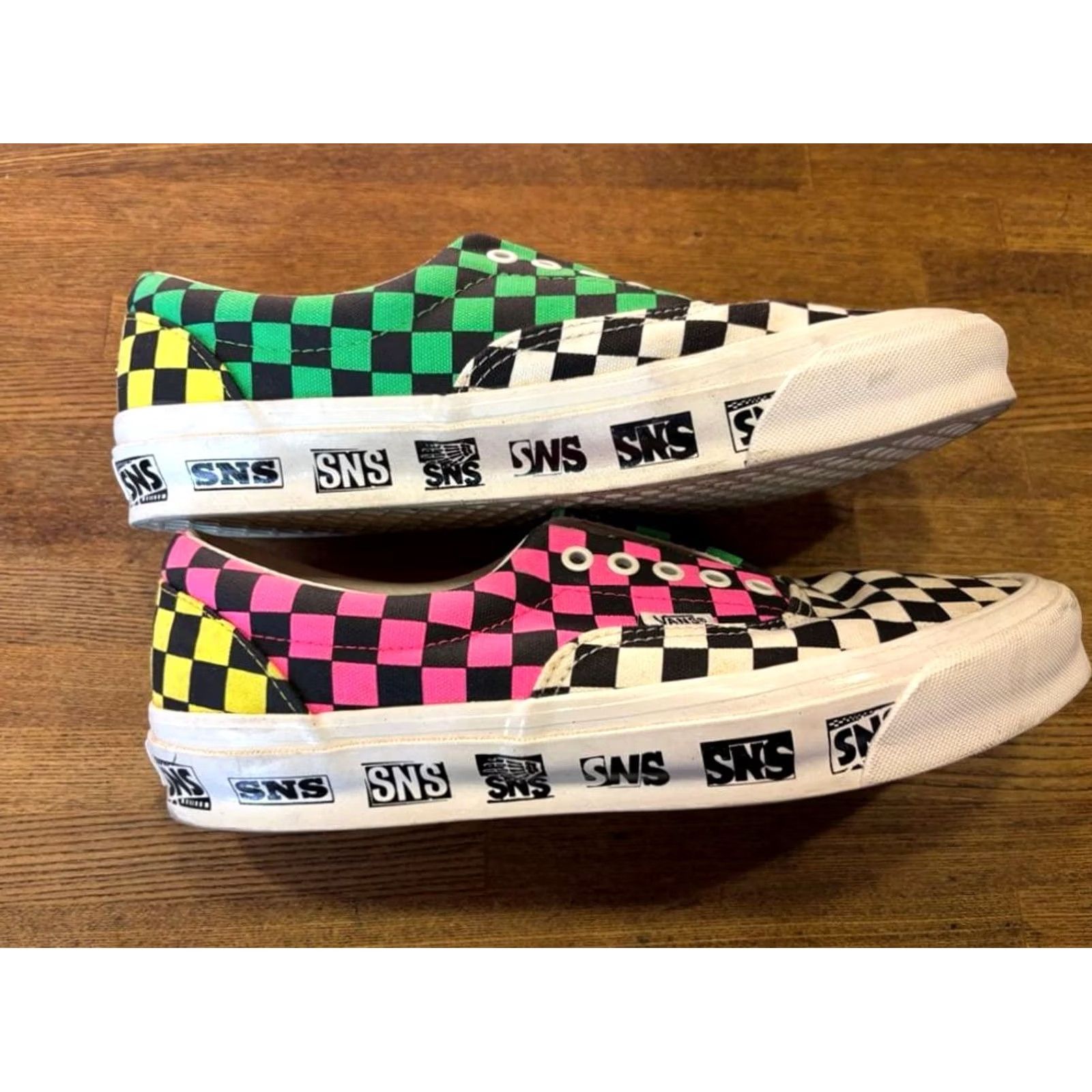 Vans OG Item Specifications: Brand: Vans Size US 10 / EU 43 - 4 Thumbnail