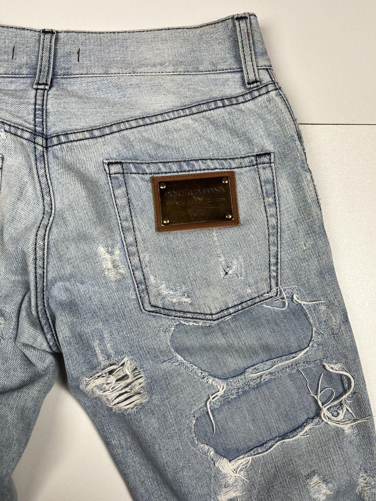 Dolce & Gabbana Vintage Dolce & Gabbana Distressed Blue Denim Metal Logo Size US 28 / EU 44 - 8 Thumbnail