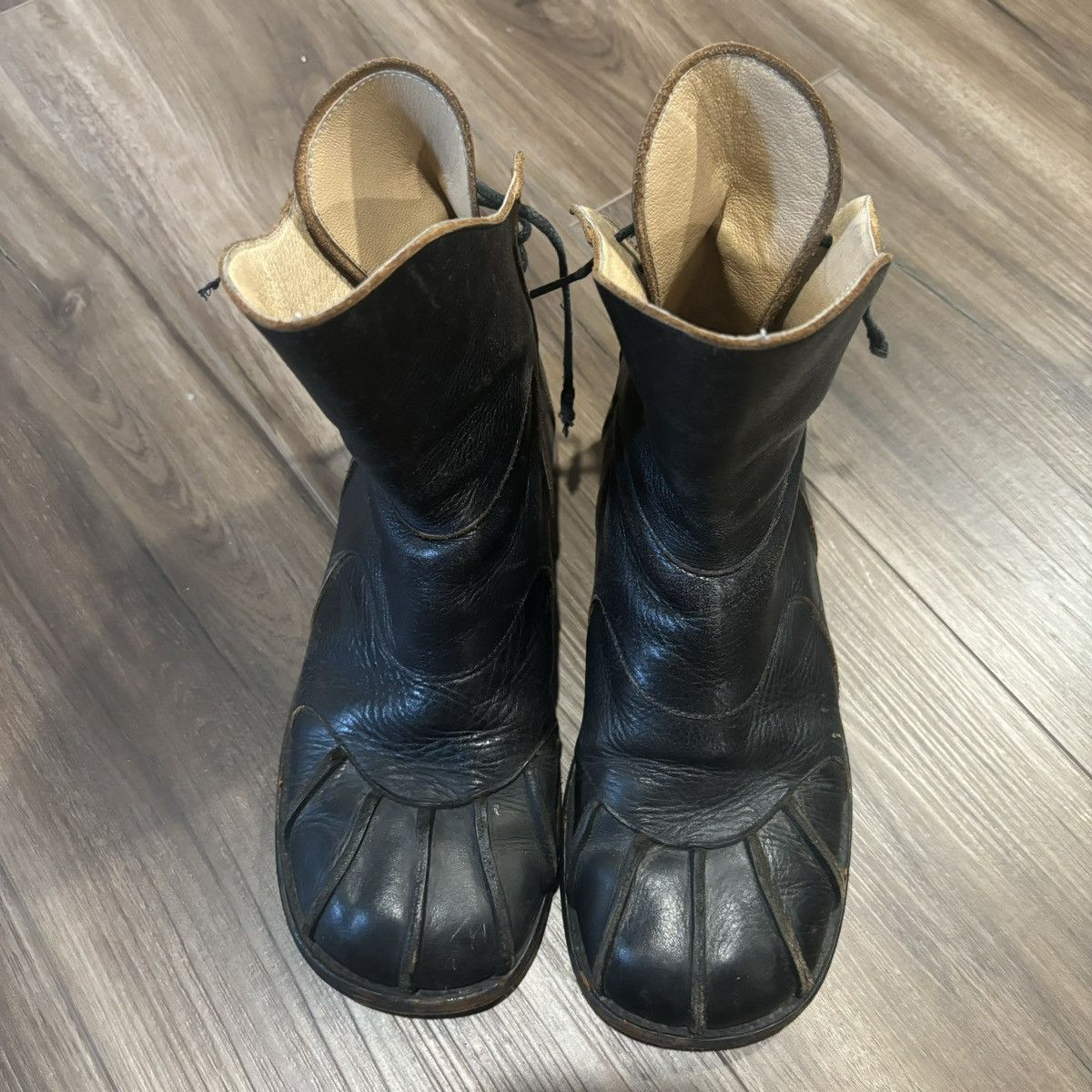 Beauty Beast Beauty:Beast AW98 Backlace Paw boots Size US 9.5 / EU 42-43 - 6 Thumbnail
