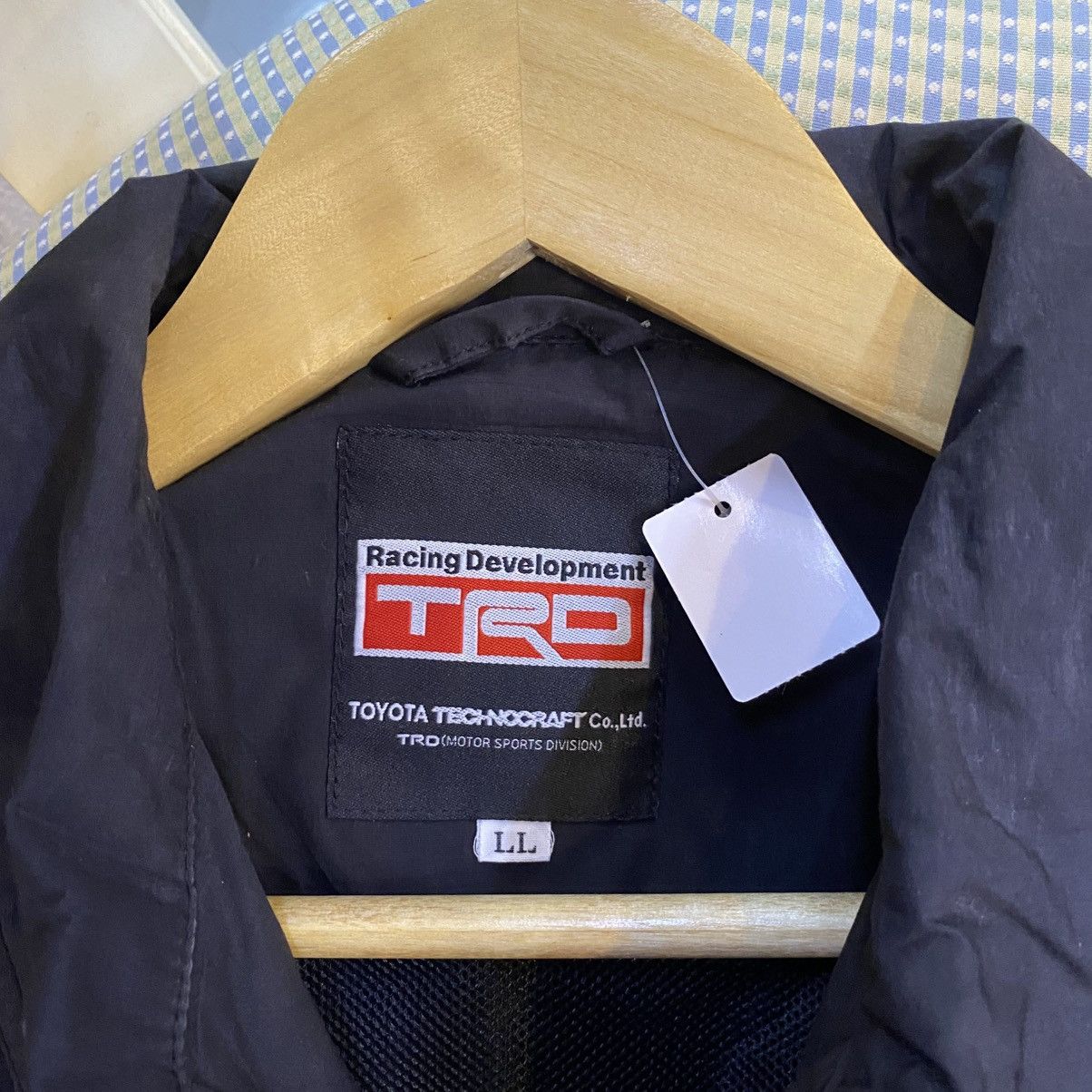 Vintage Vintage TRD Racing Performance Light Jacket Size US L / EU 52-54 / 3 - 7 Thumbnail