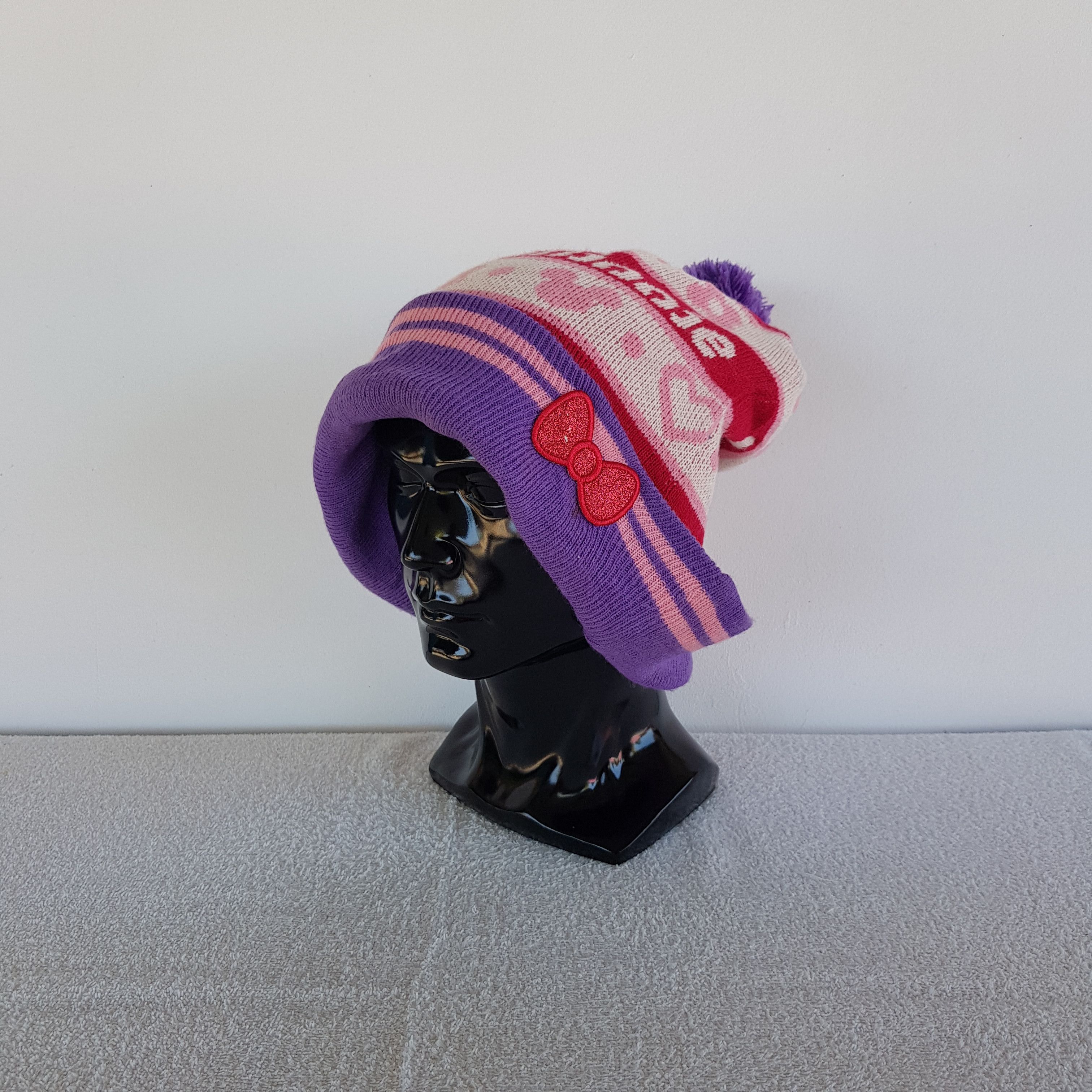 Disney Vintage Minnie Mouse Beanie 90s Disney Cartoon Snow Caps Hat Size ONE SIZE - 1 Thumbnail
